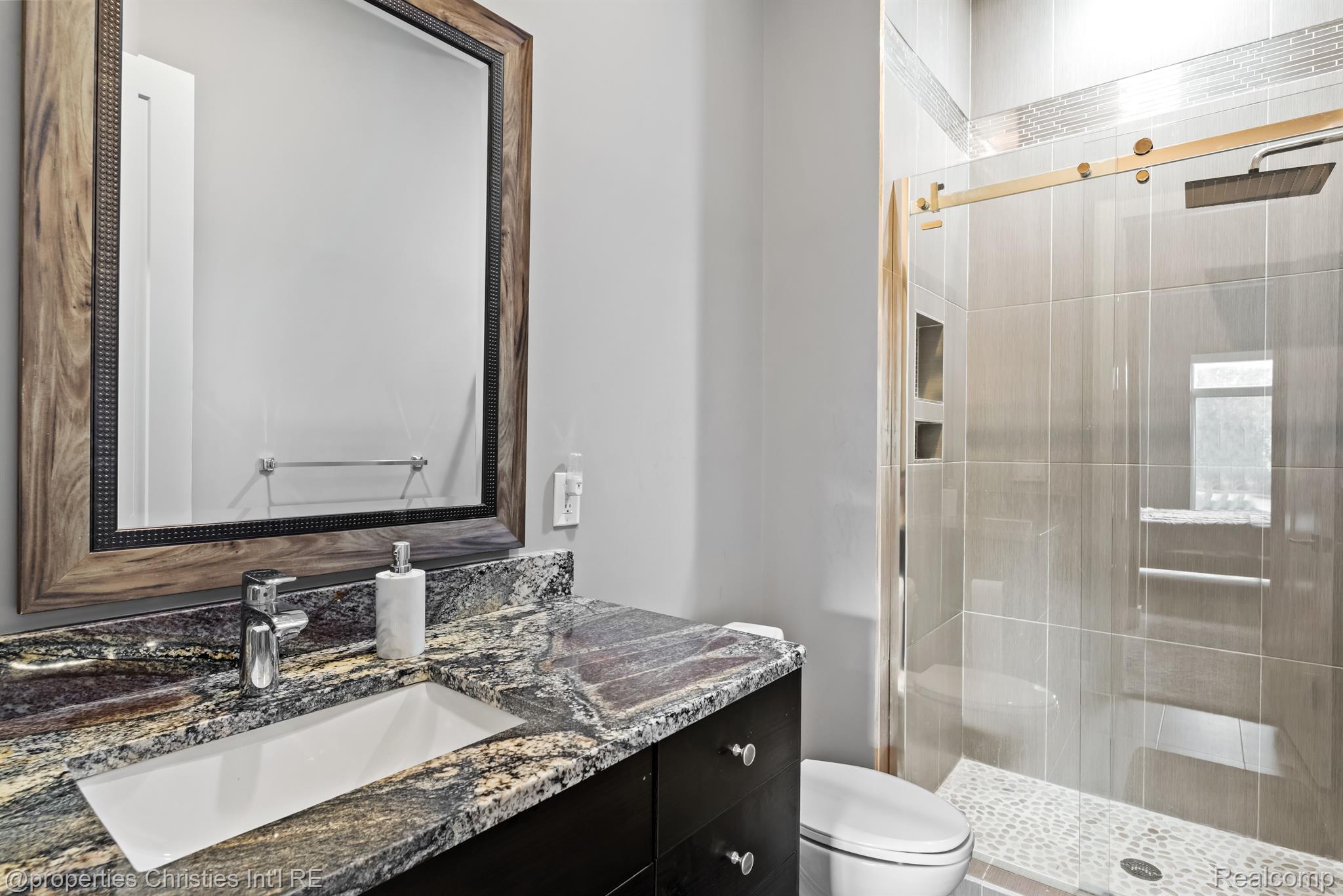 20796 RICHMOND Drive