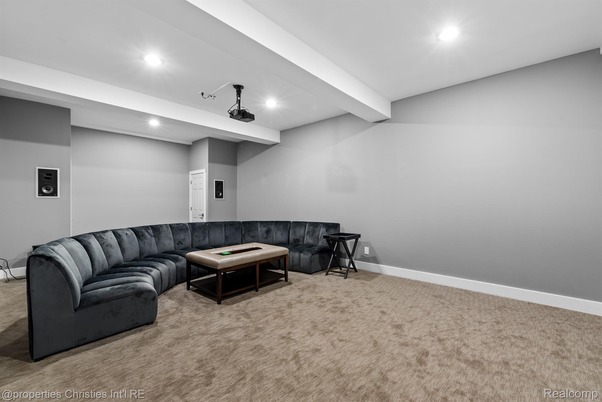 20796 RICHMOND Drive