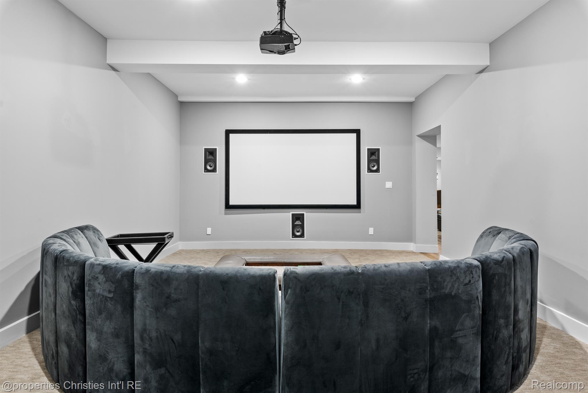 20796 RICHMOND Drive