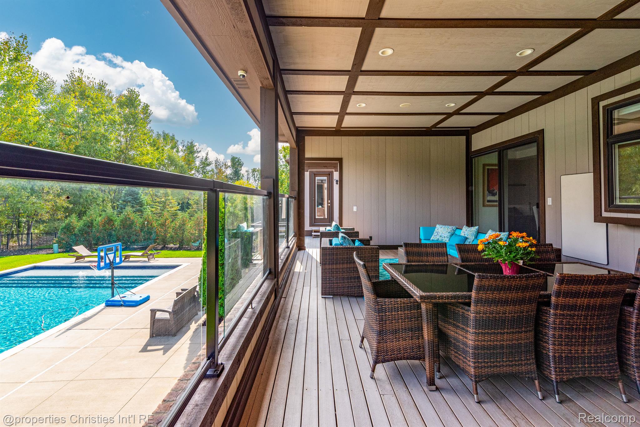 20796 RICHMOND Drive