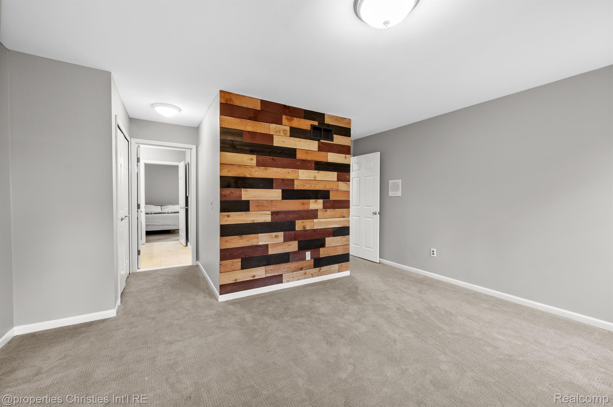 22257 HAZELTON Court