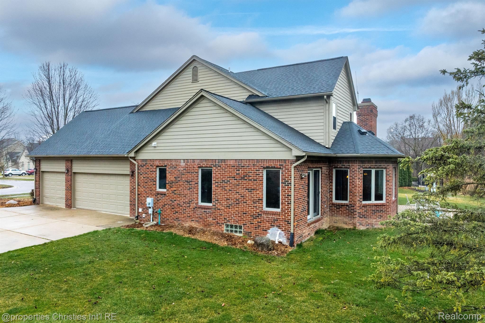 22257 HAZELTON Court