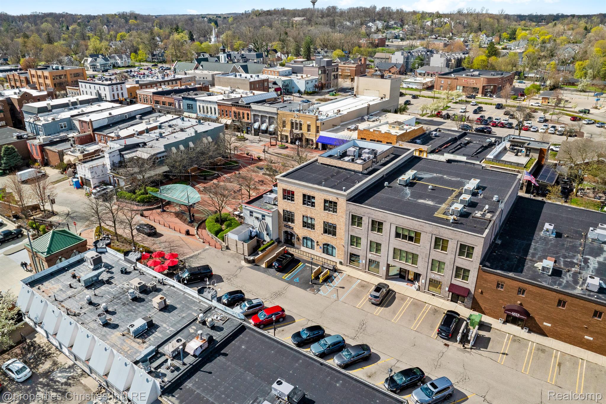 170 E MAIN Street