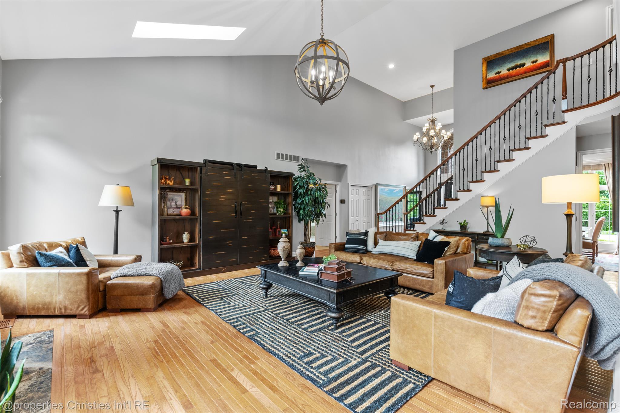 48415 BINGHAMPTON Drive