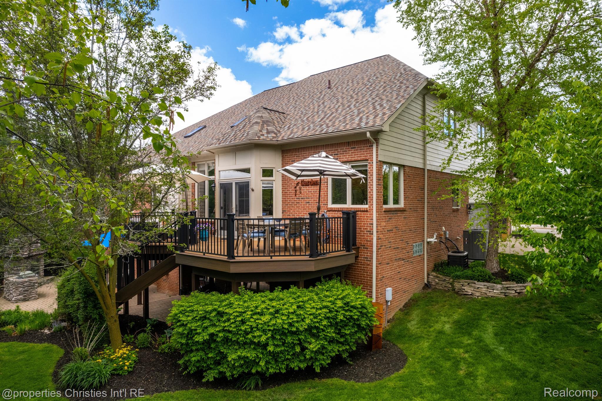 48415 BINGHAMPTON Drive