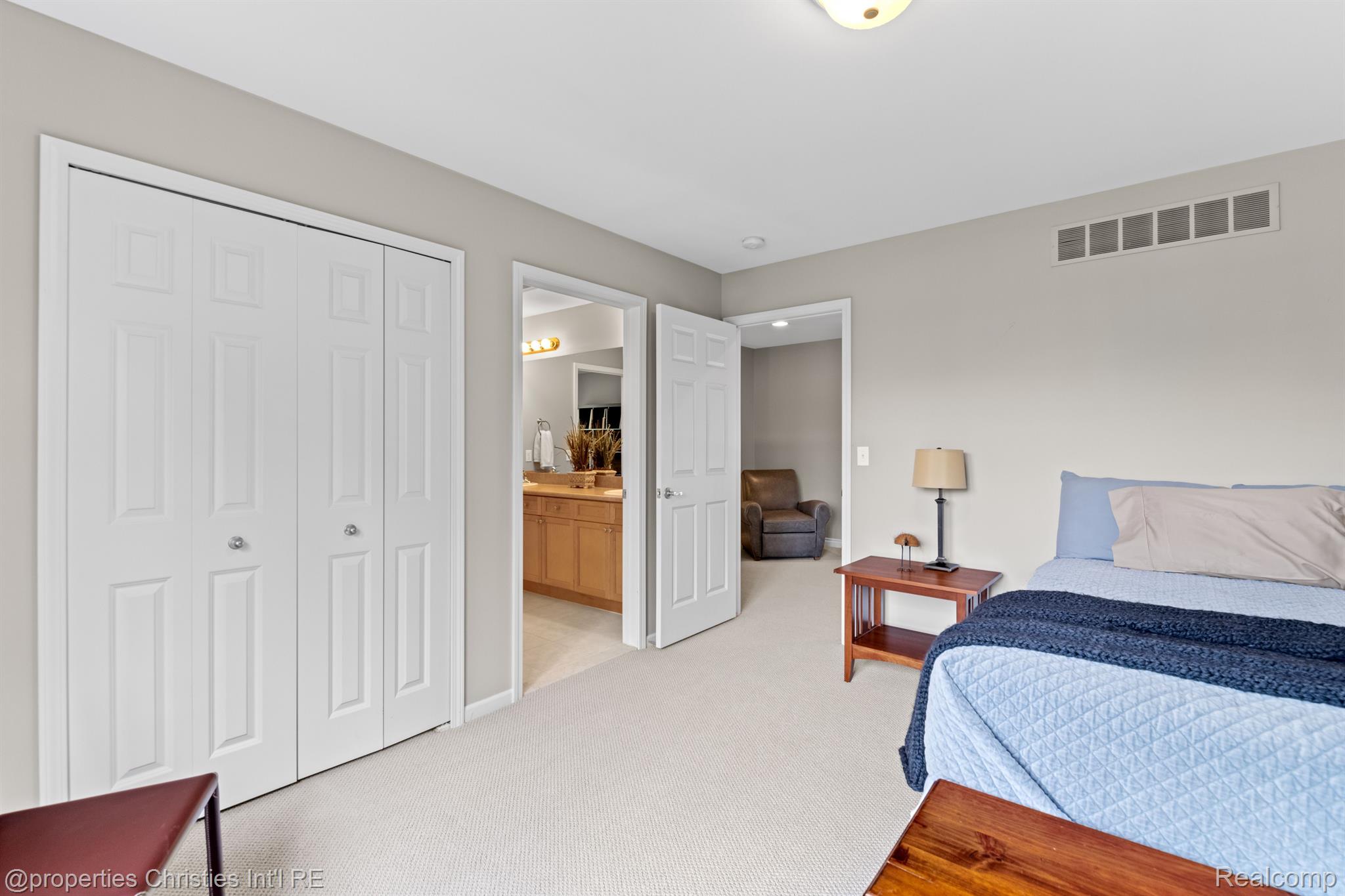 48415 BINGHAMPTON Drive