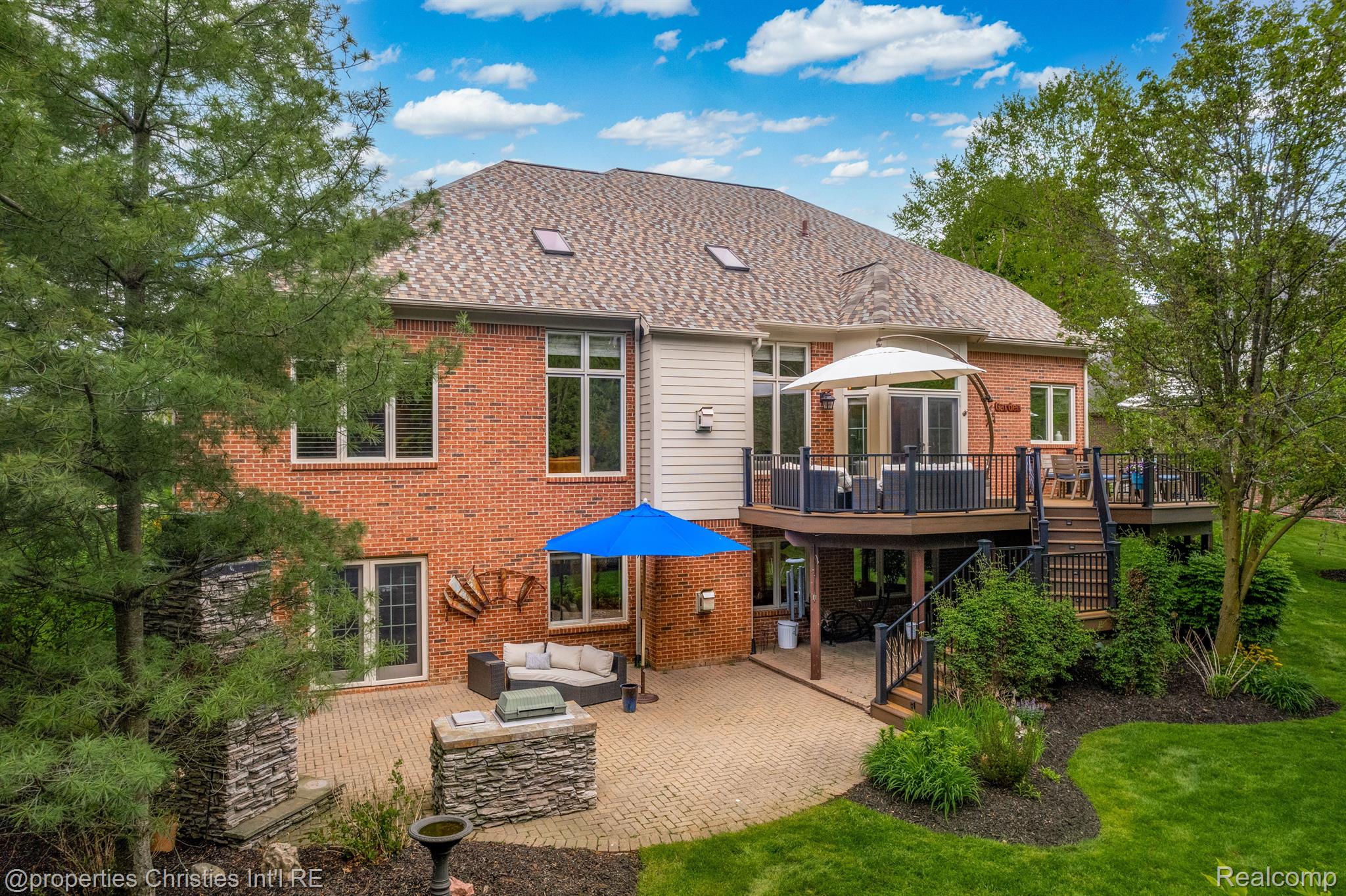 48415 BINGHAMPTON Drive