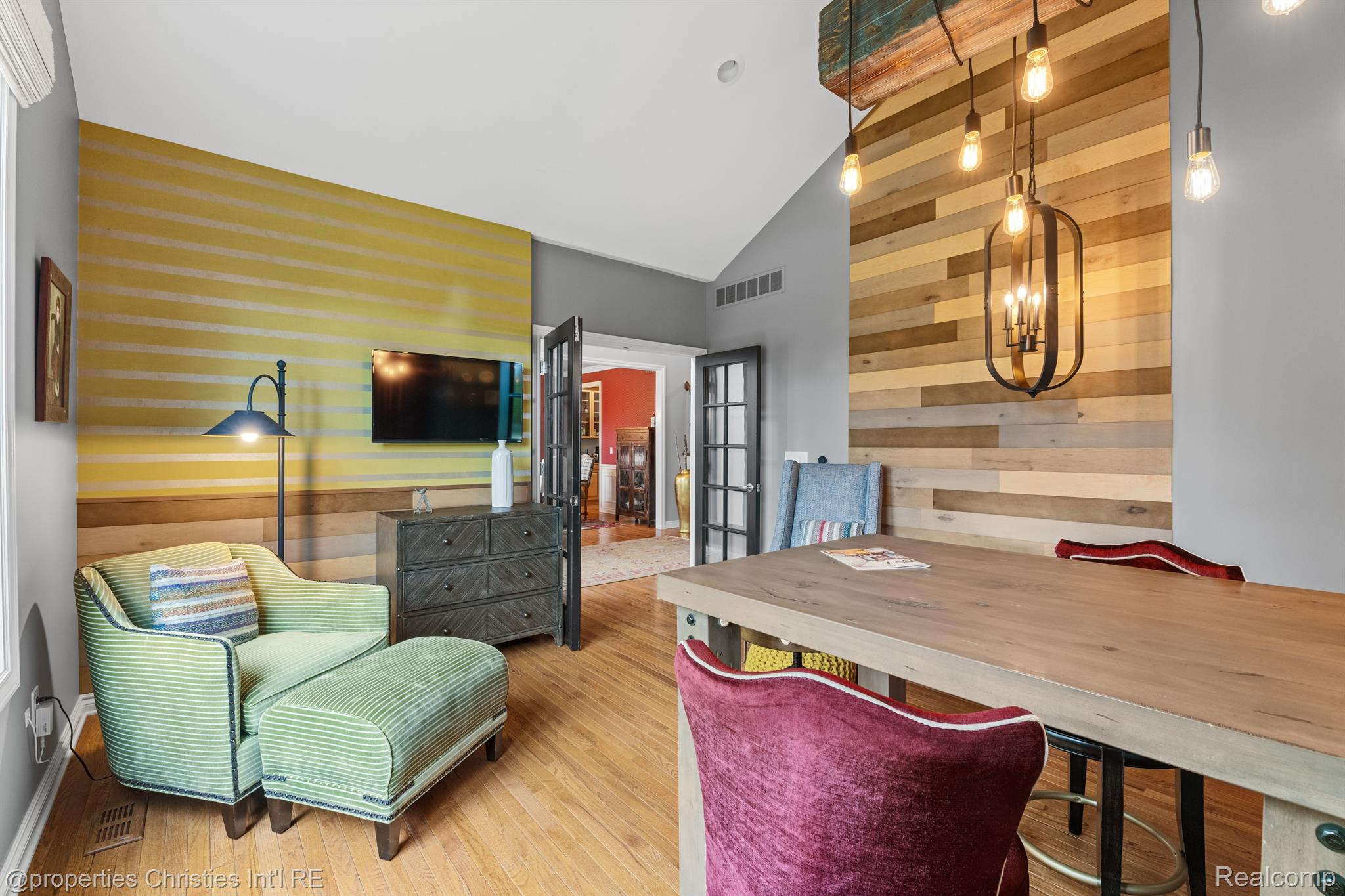 48415 BINGHAMPTON Drive