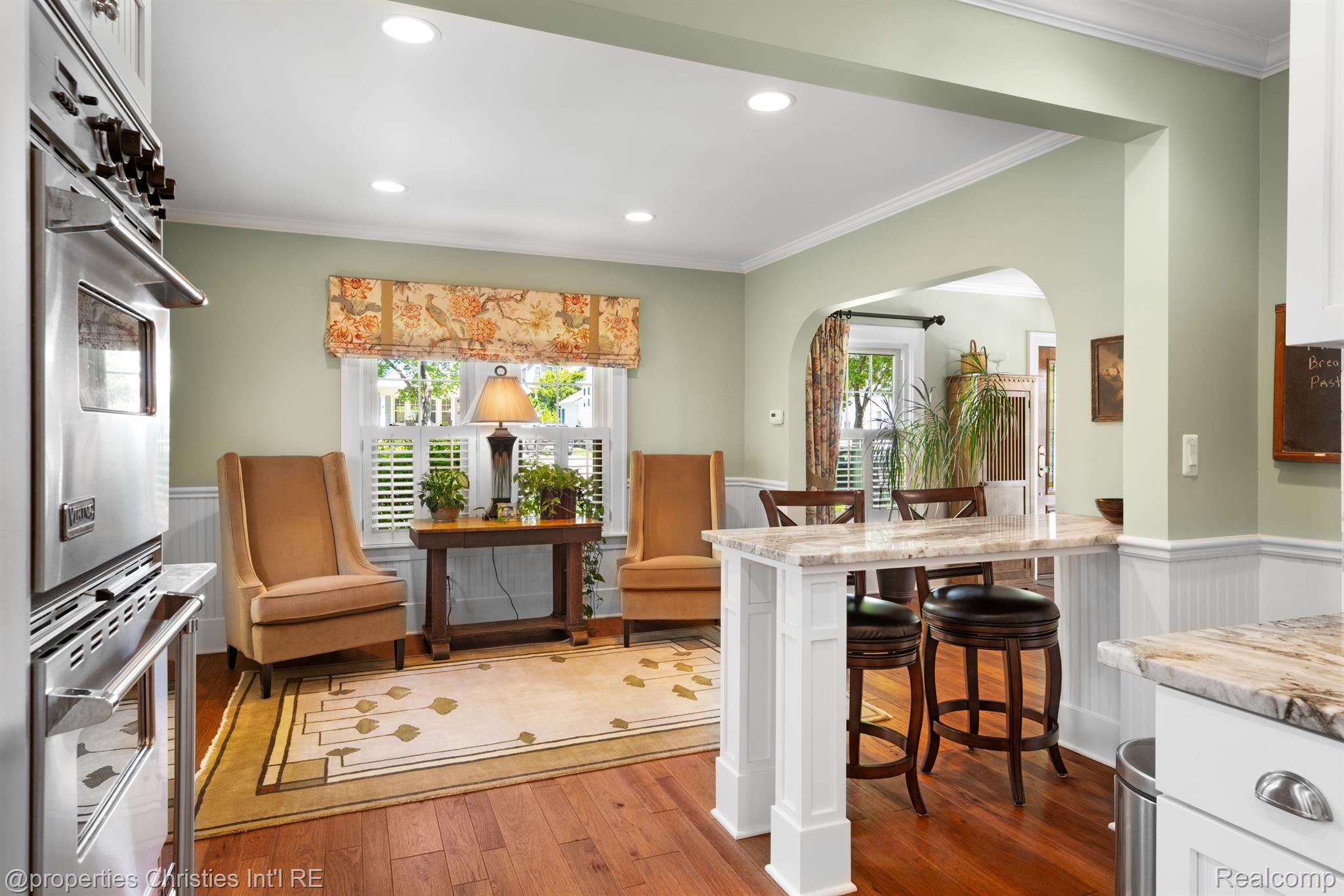 745 SPRING Drive