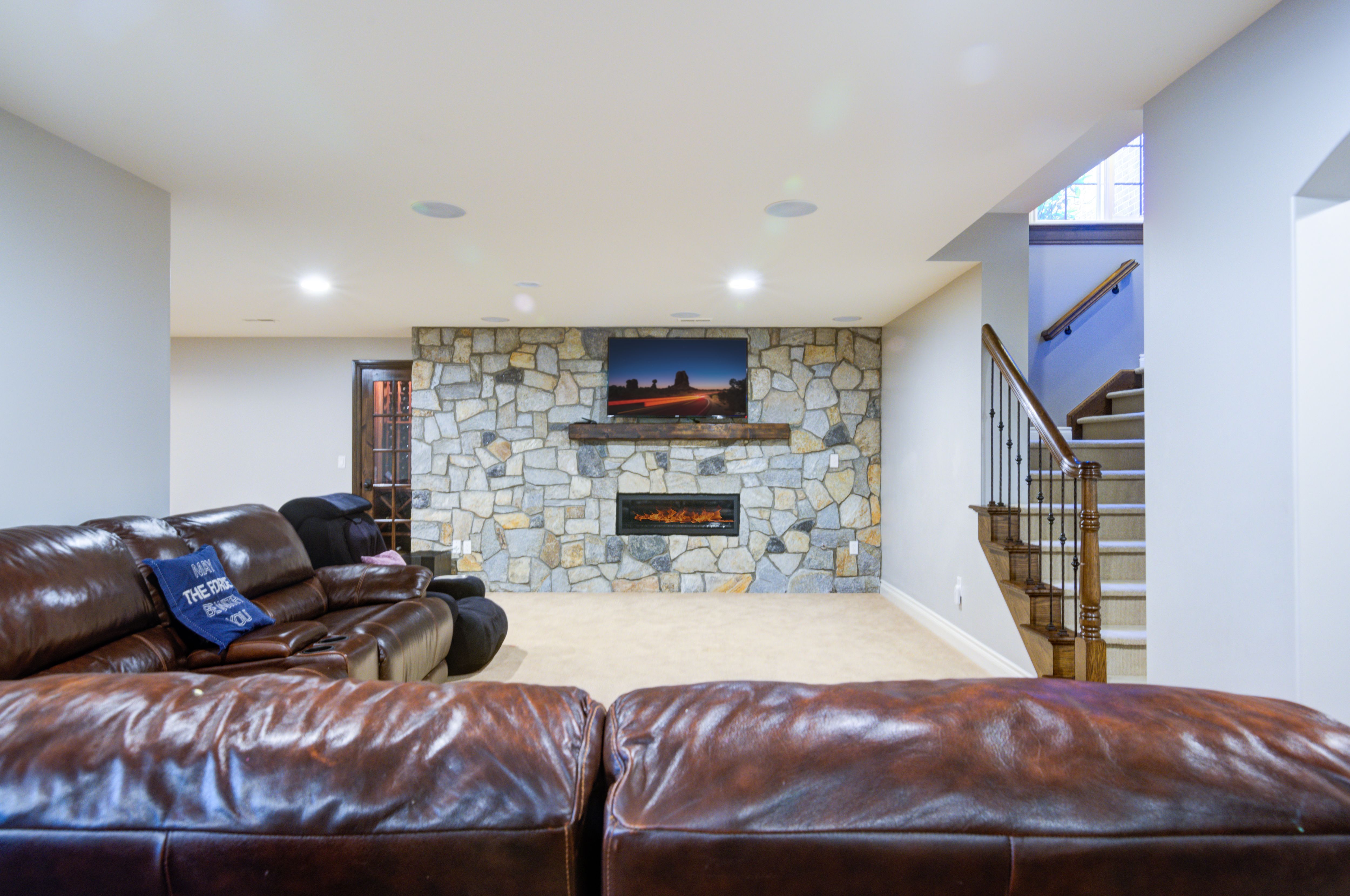48887 VENETO Drive