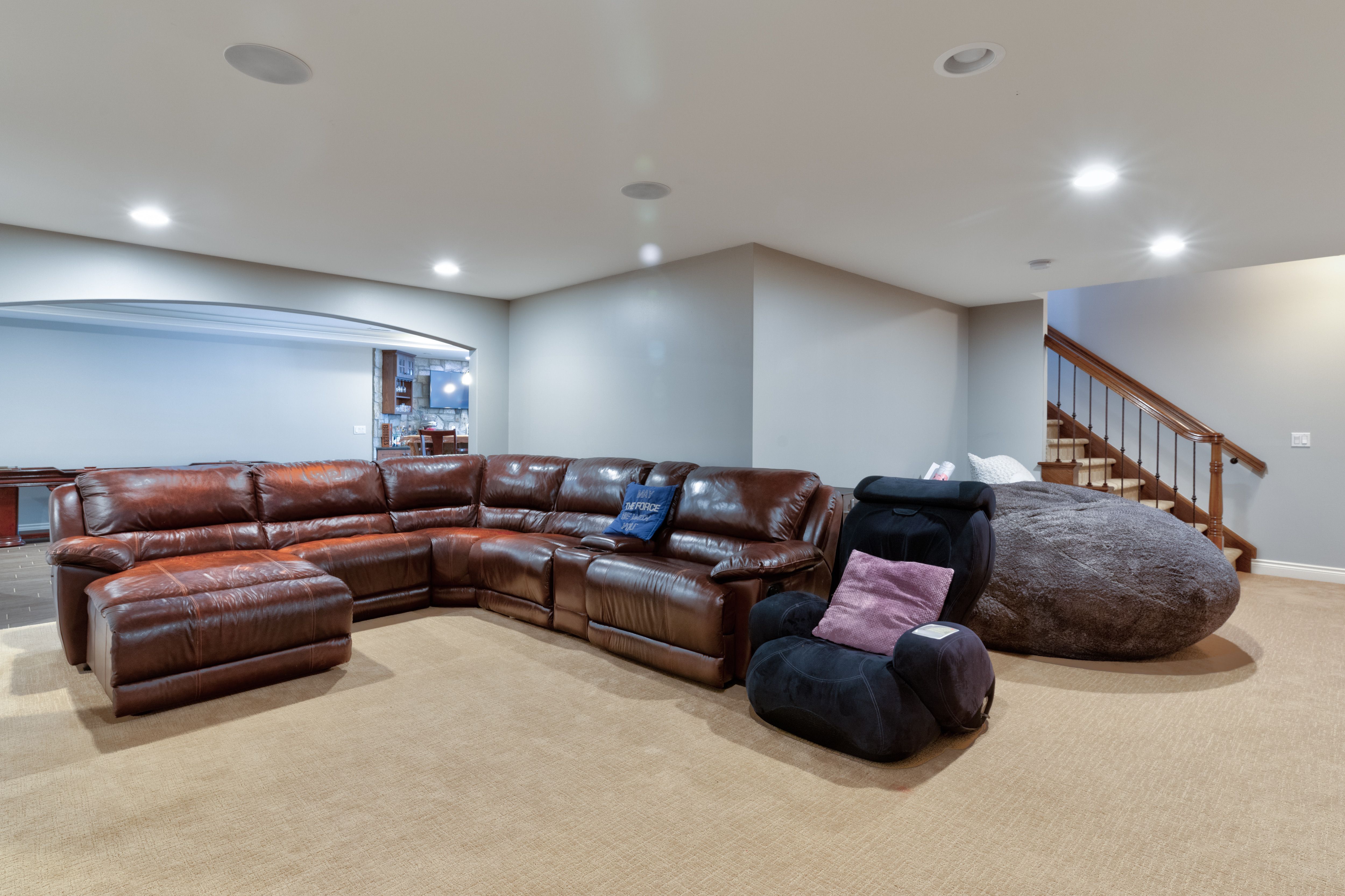 48887 VENETO Drive