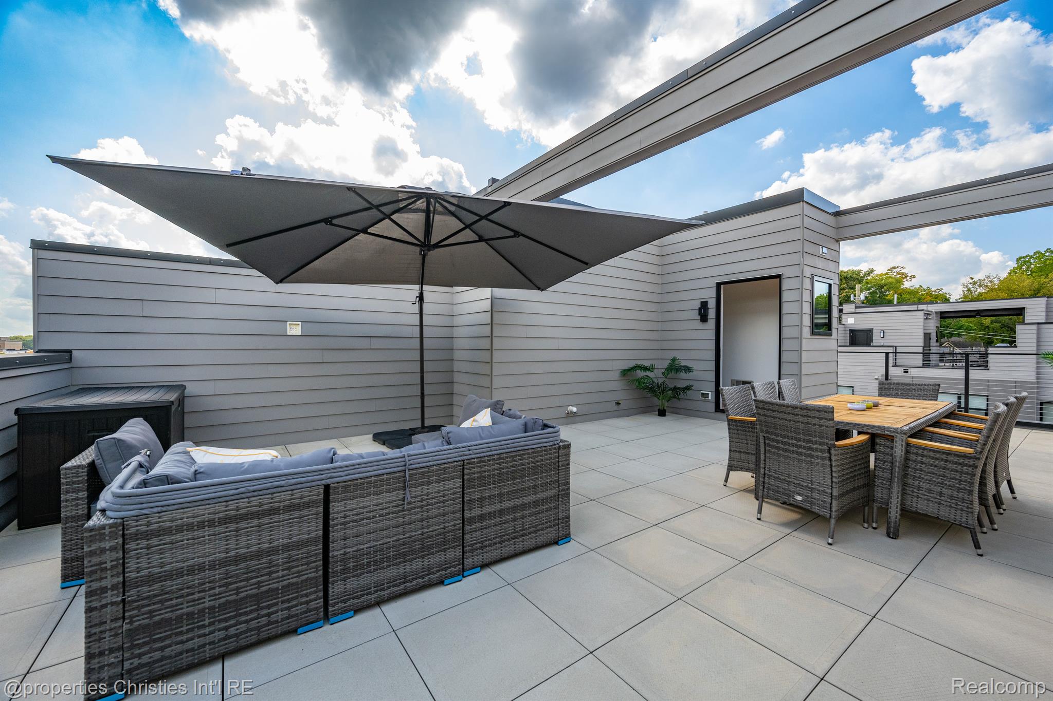 108 N CENTER Cove