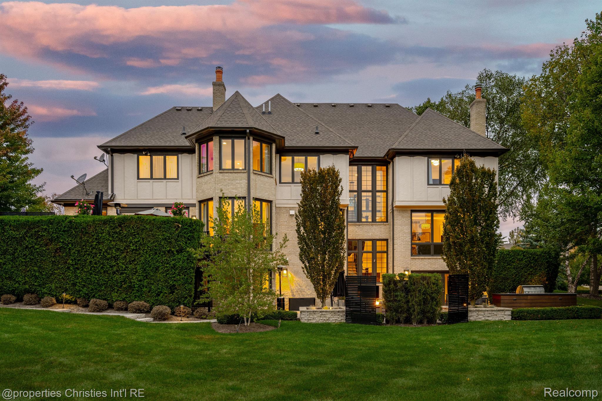 47605 BELLAGIO Drive