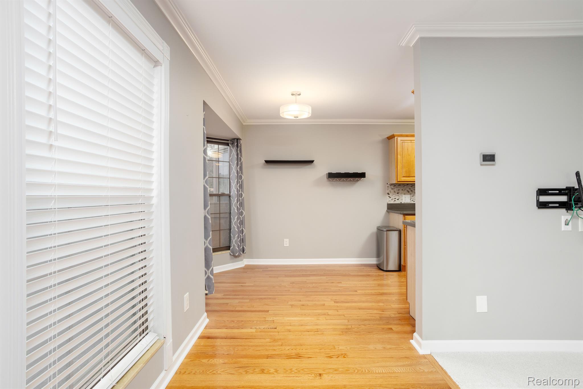 22213 PONDVIEW 26