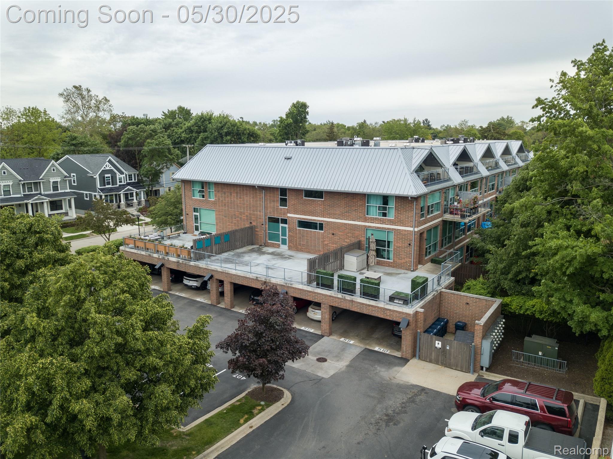 300 Hamilton Street 203