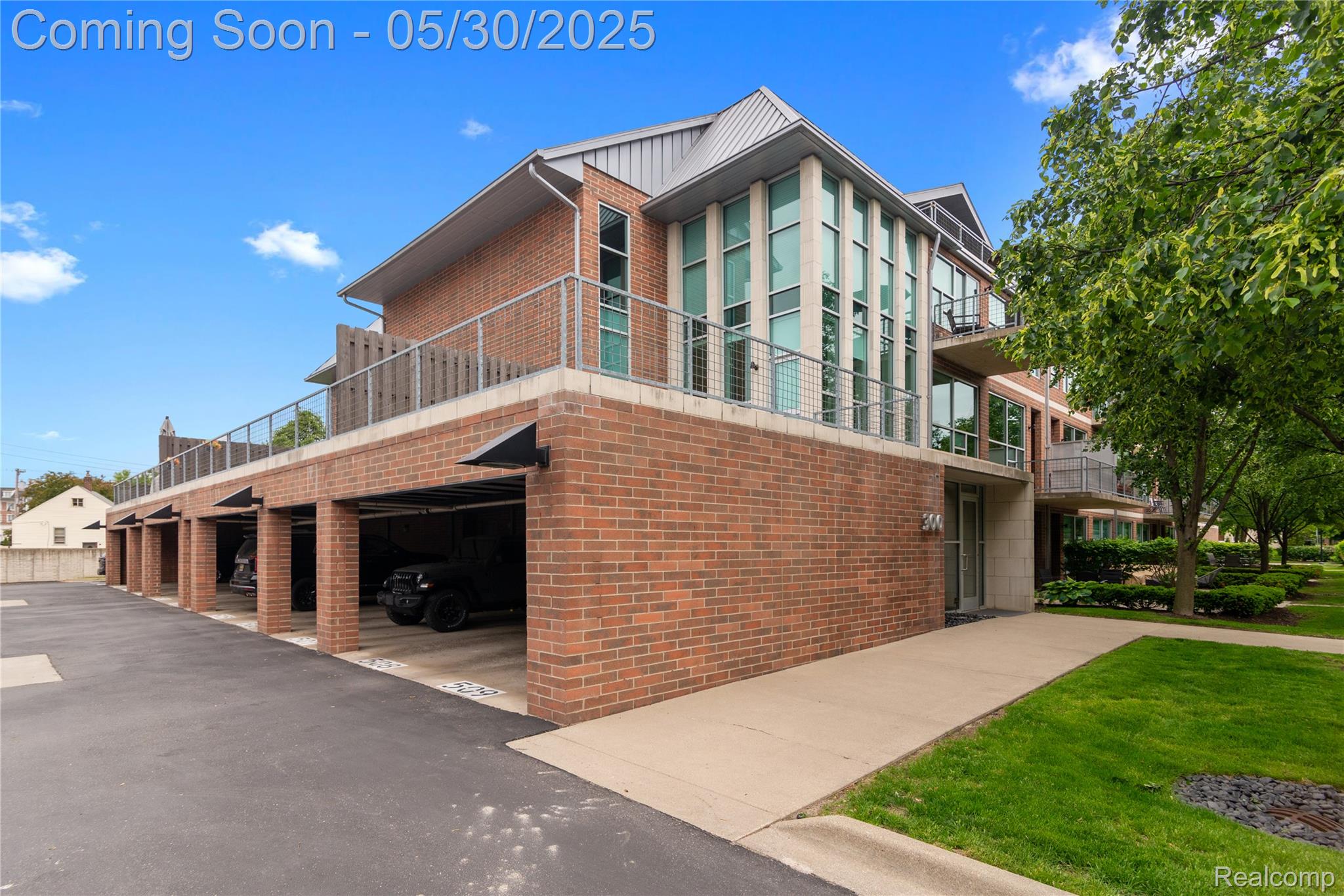 300 Hamilton Street 203