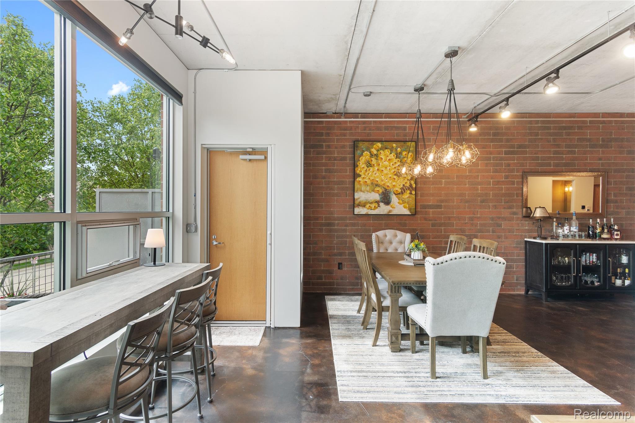 300 Hamilton Street 203