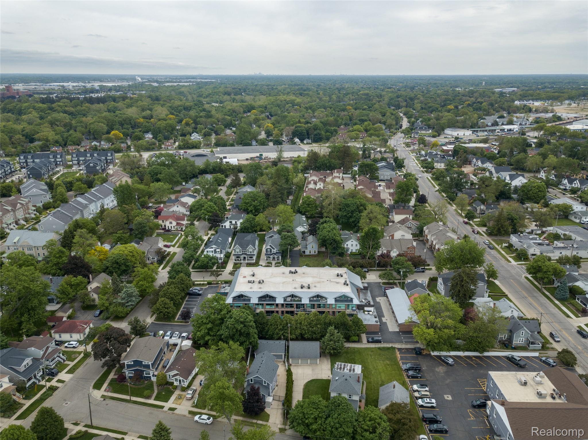 300 Hamilton Street 203