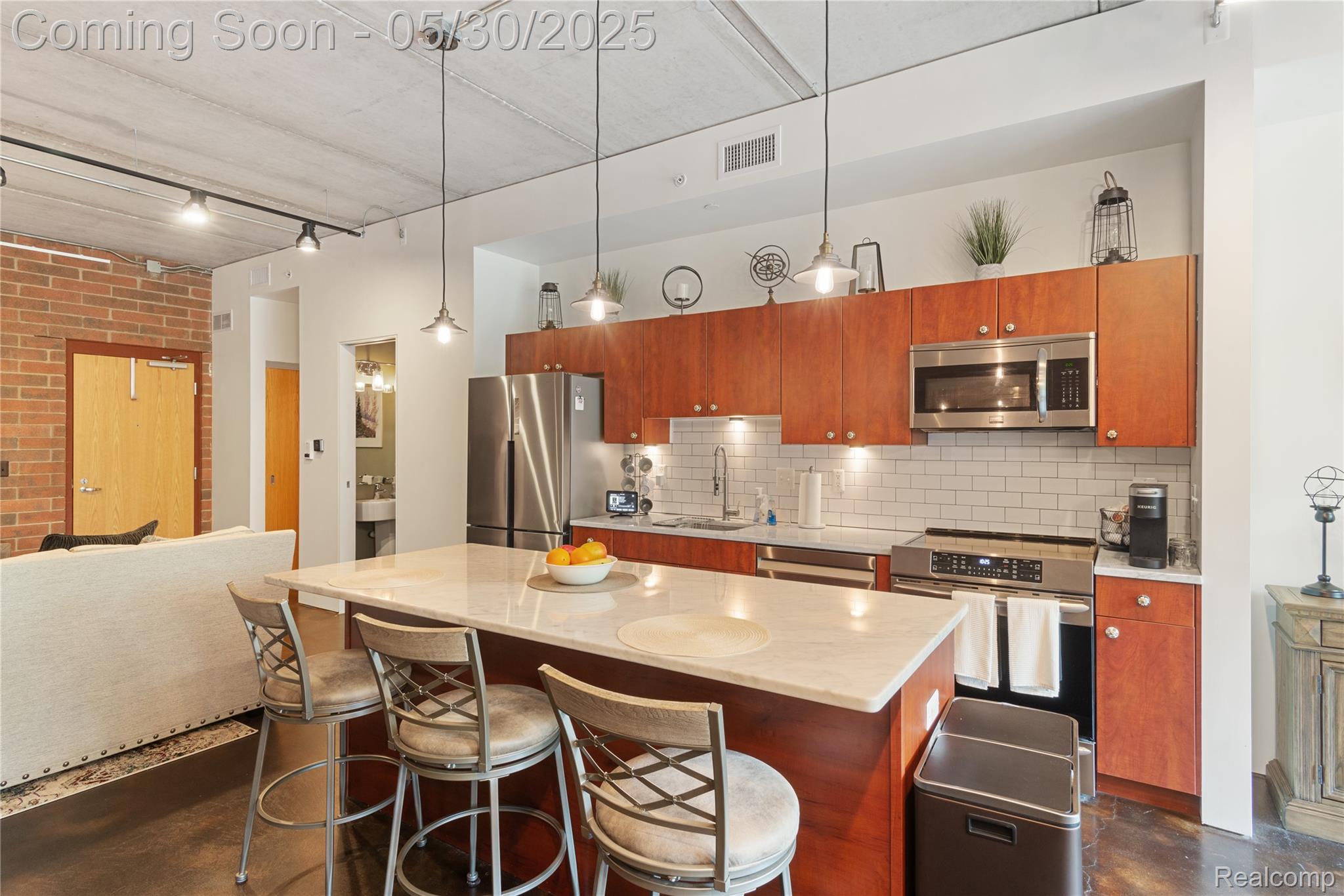 300 Hamilton Street 203