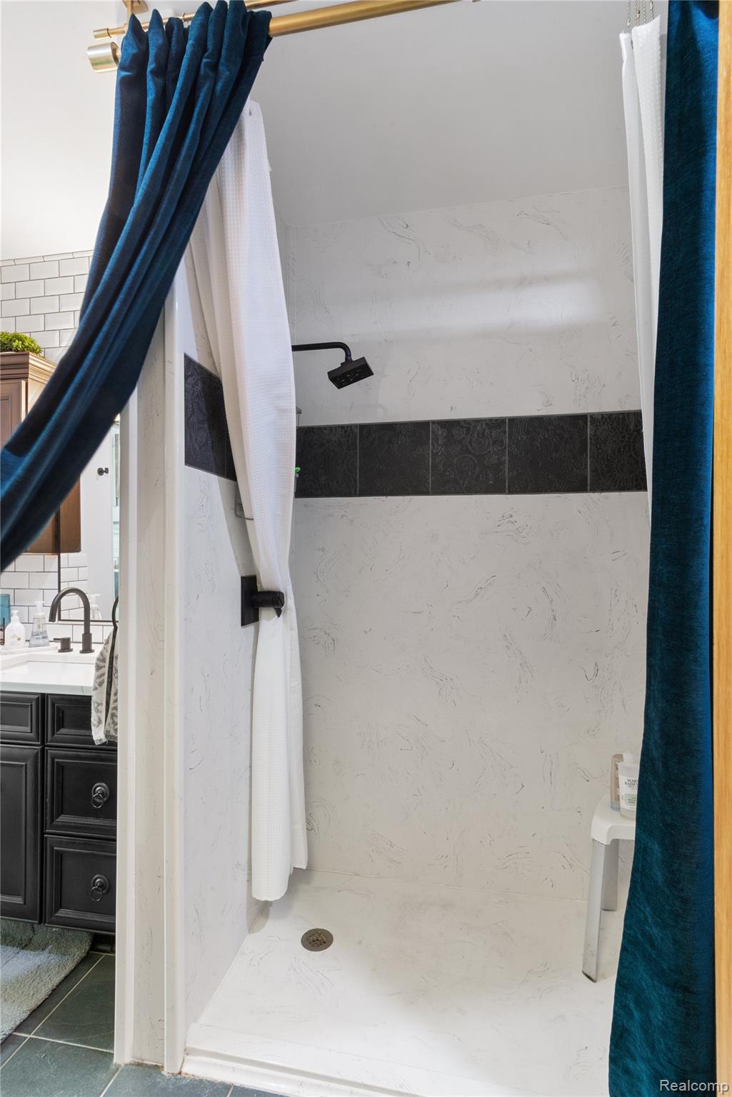 300 Hamilton Street 203