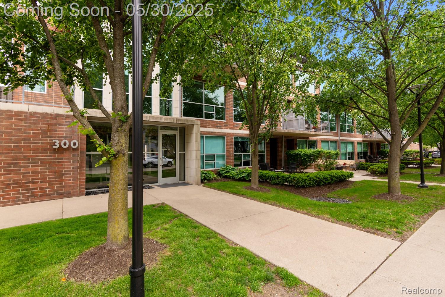 300 Hamilton Street 203
