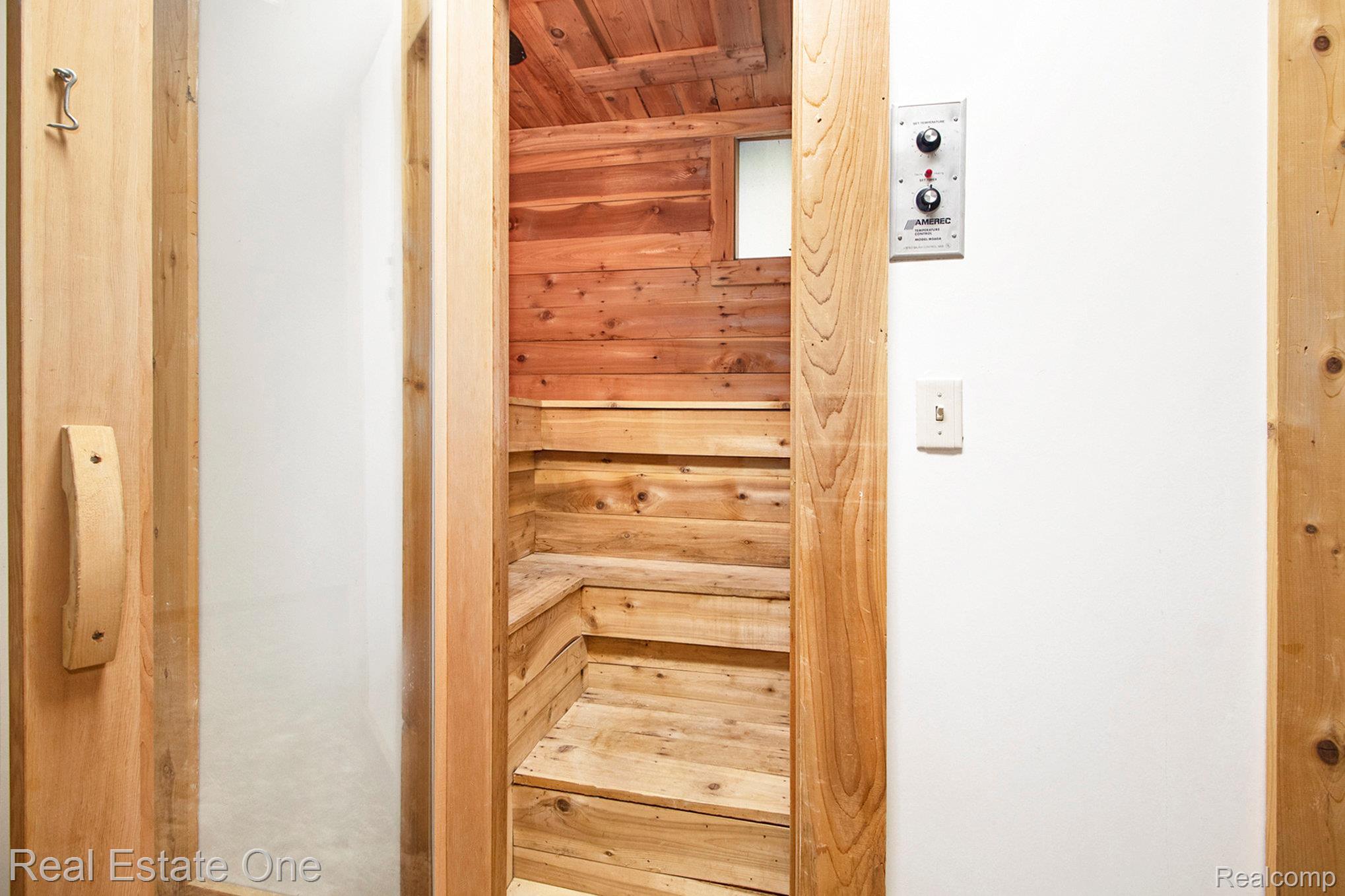 11921 Brandywine dr Drive