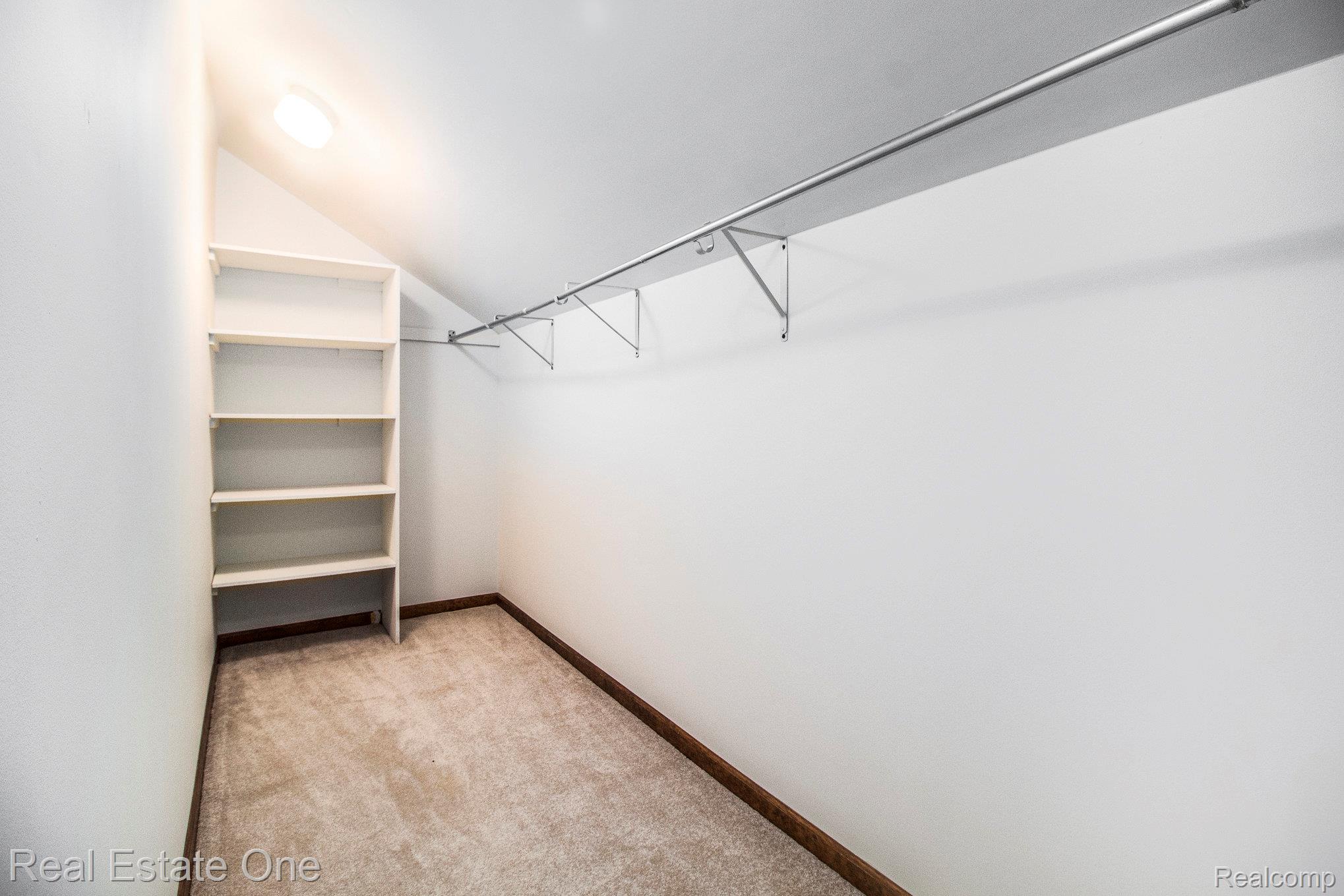 11921 Brandywine dr Drive