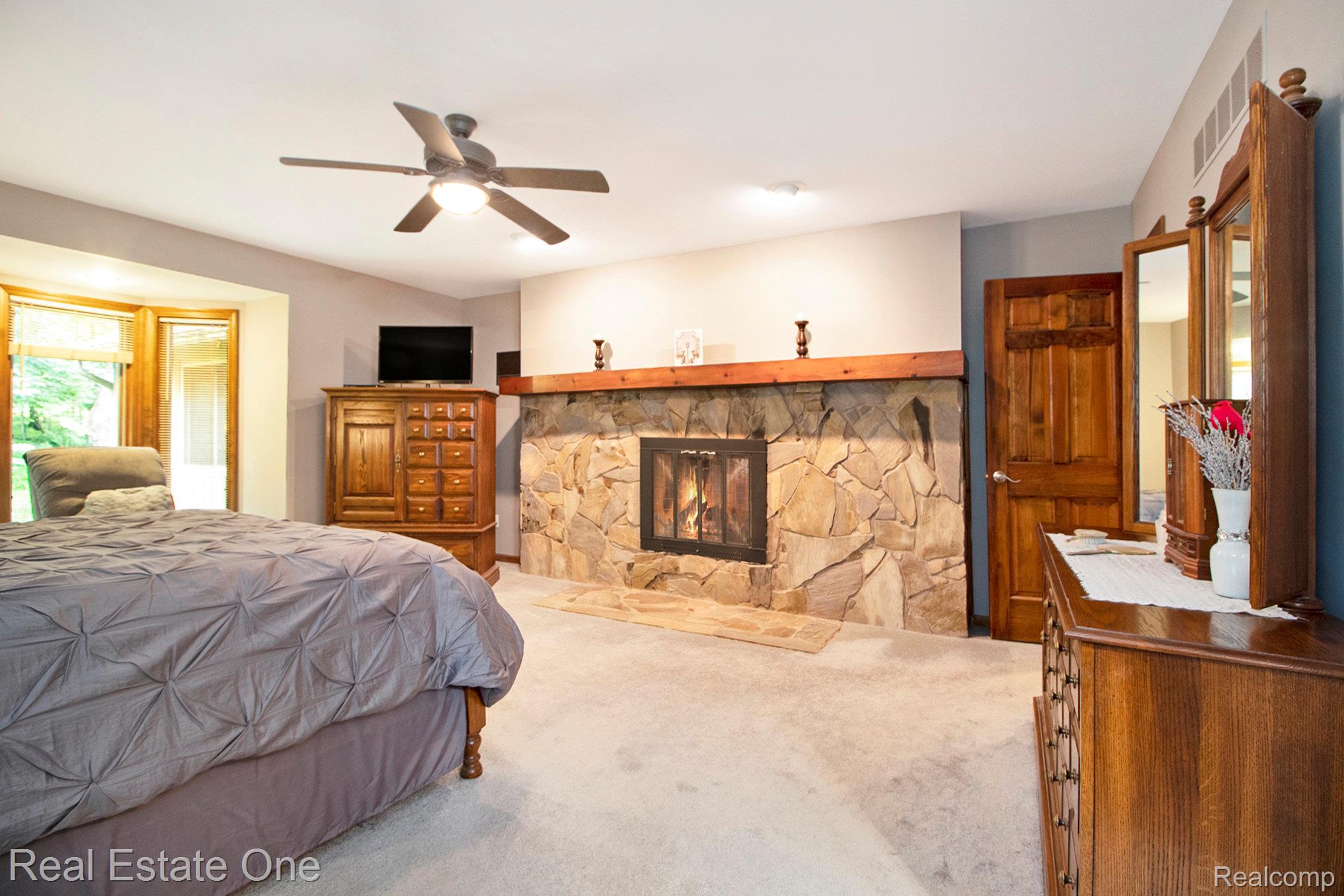 11921 Brandywine dr Drive