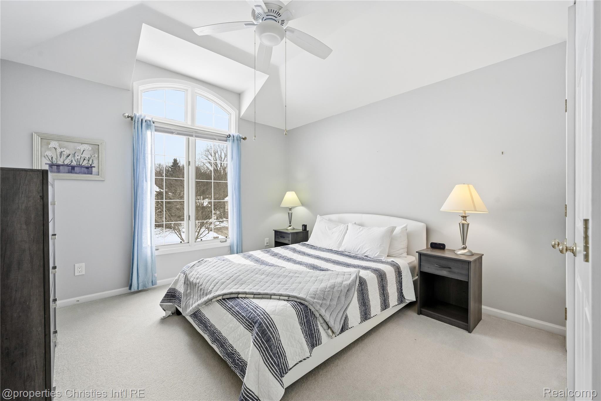 21823 Picadilly Circle