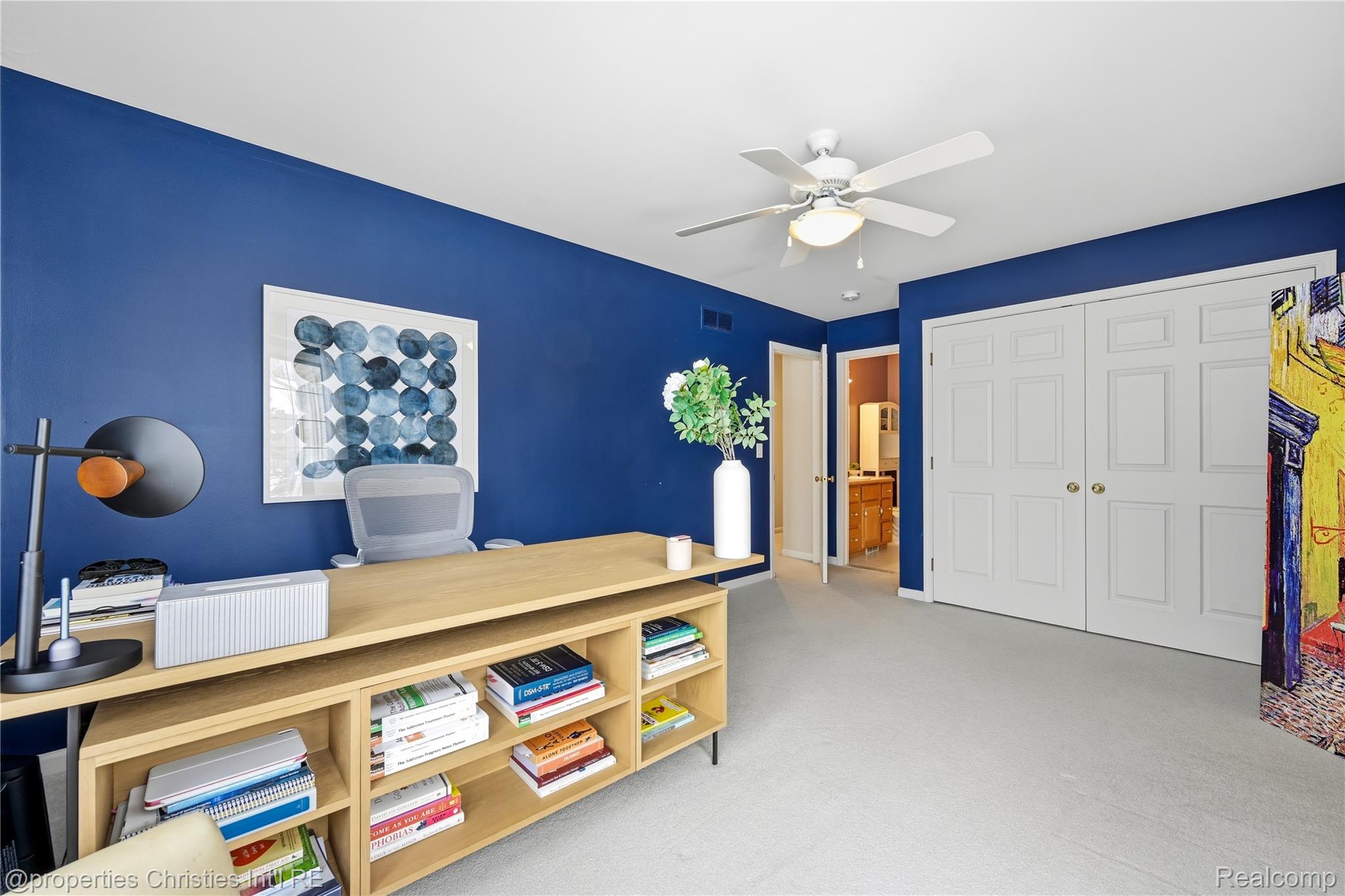 21823 Picadilly Circle