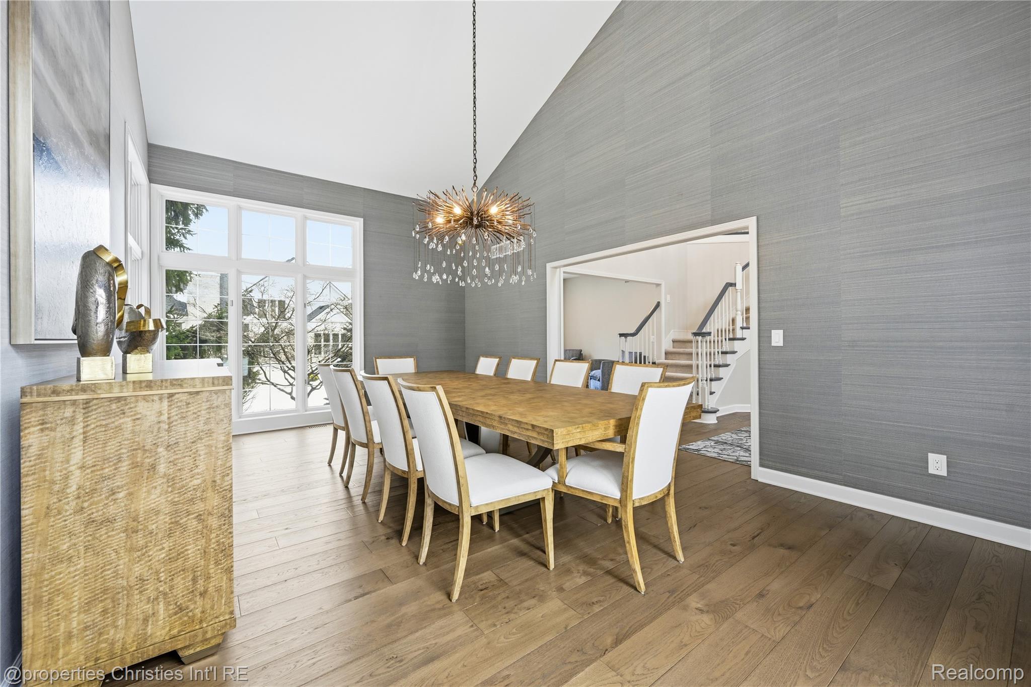 21823 Picadilly Circle