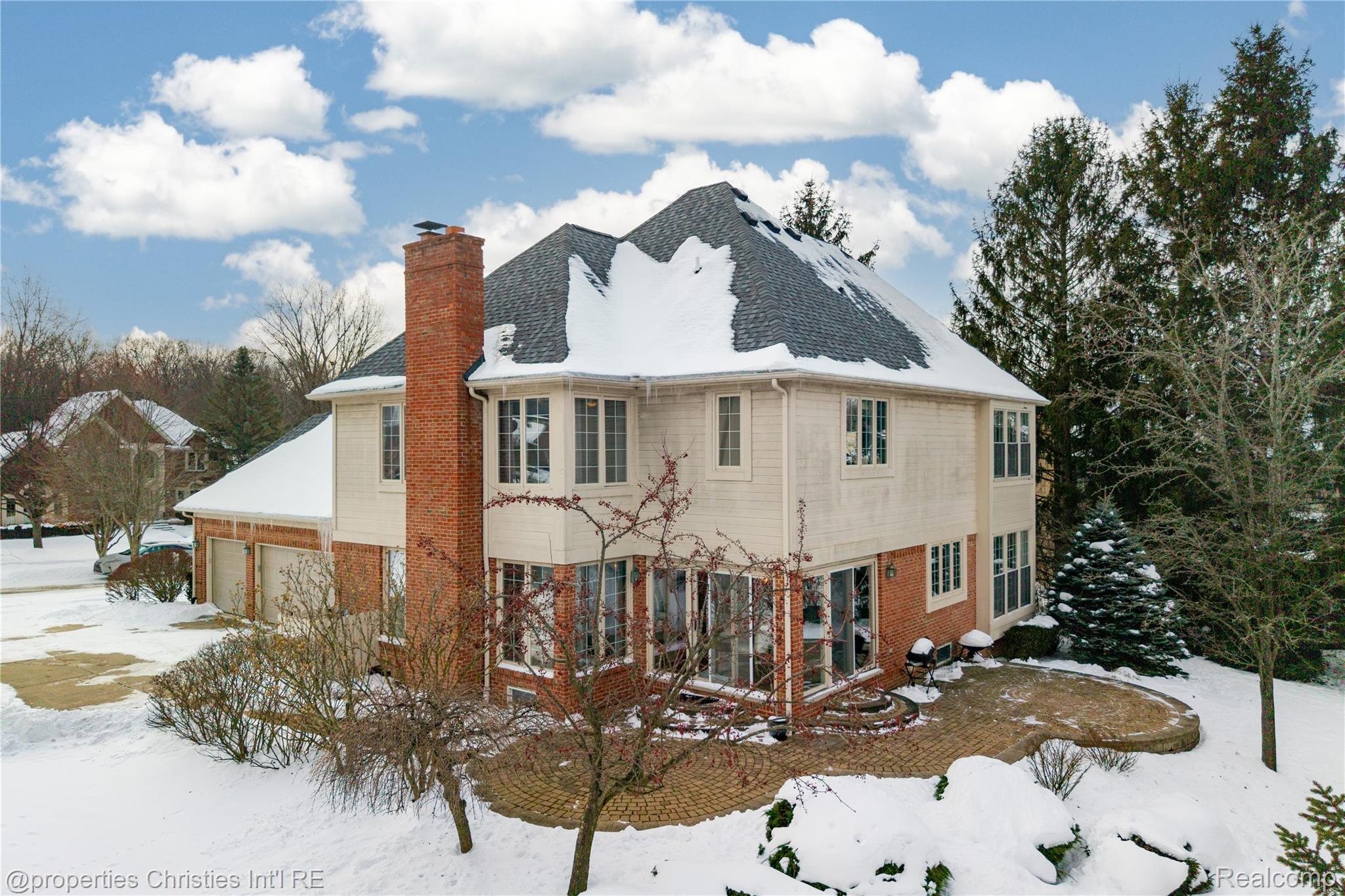 21823 Picadilly Circle