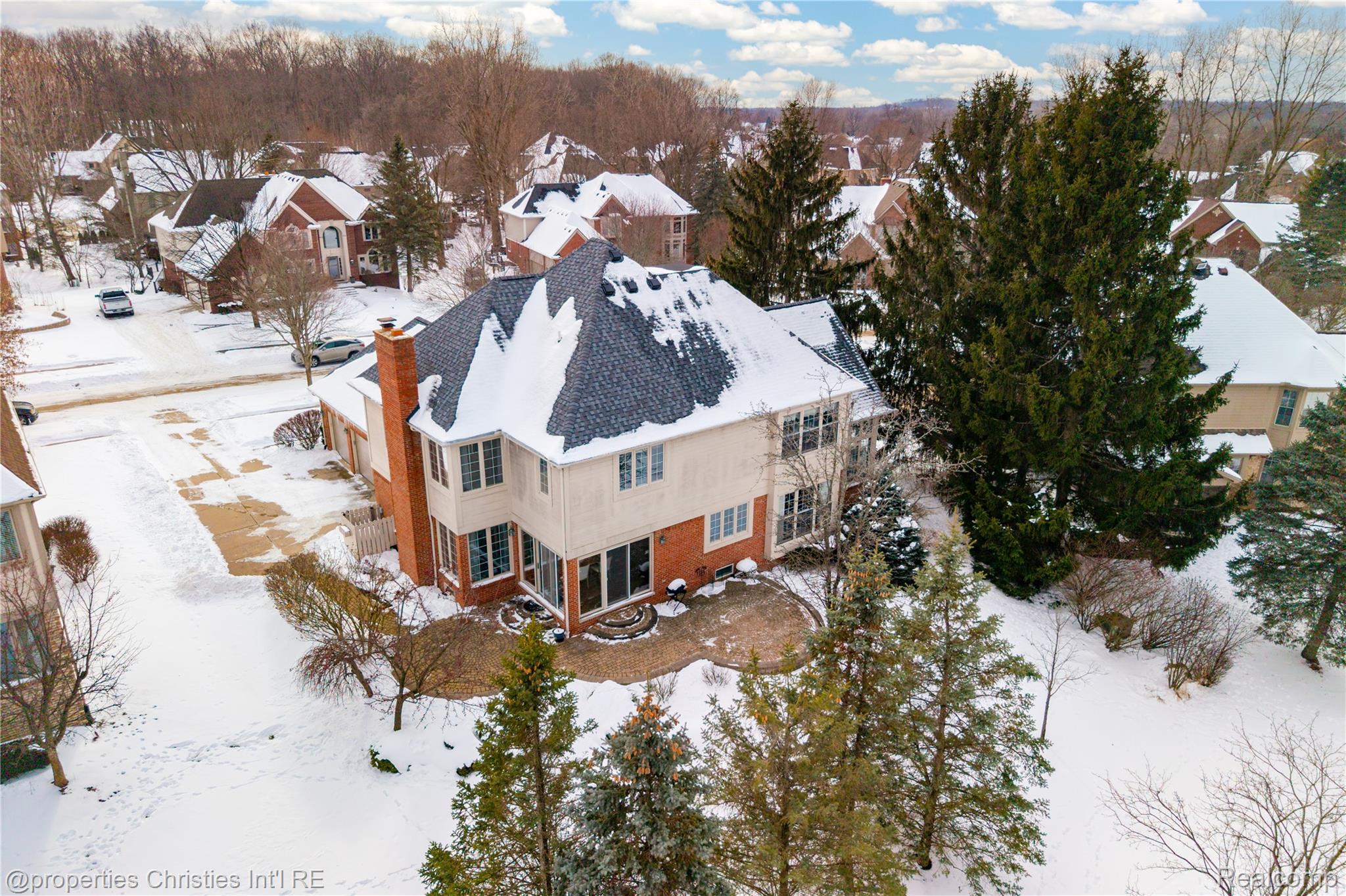 21823 Picadilly Circle