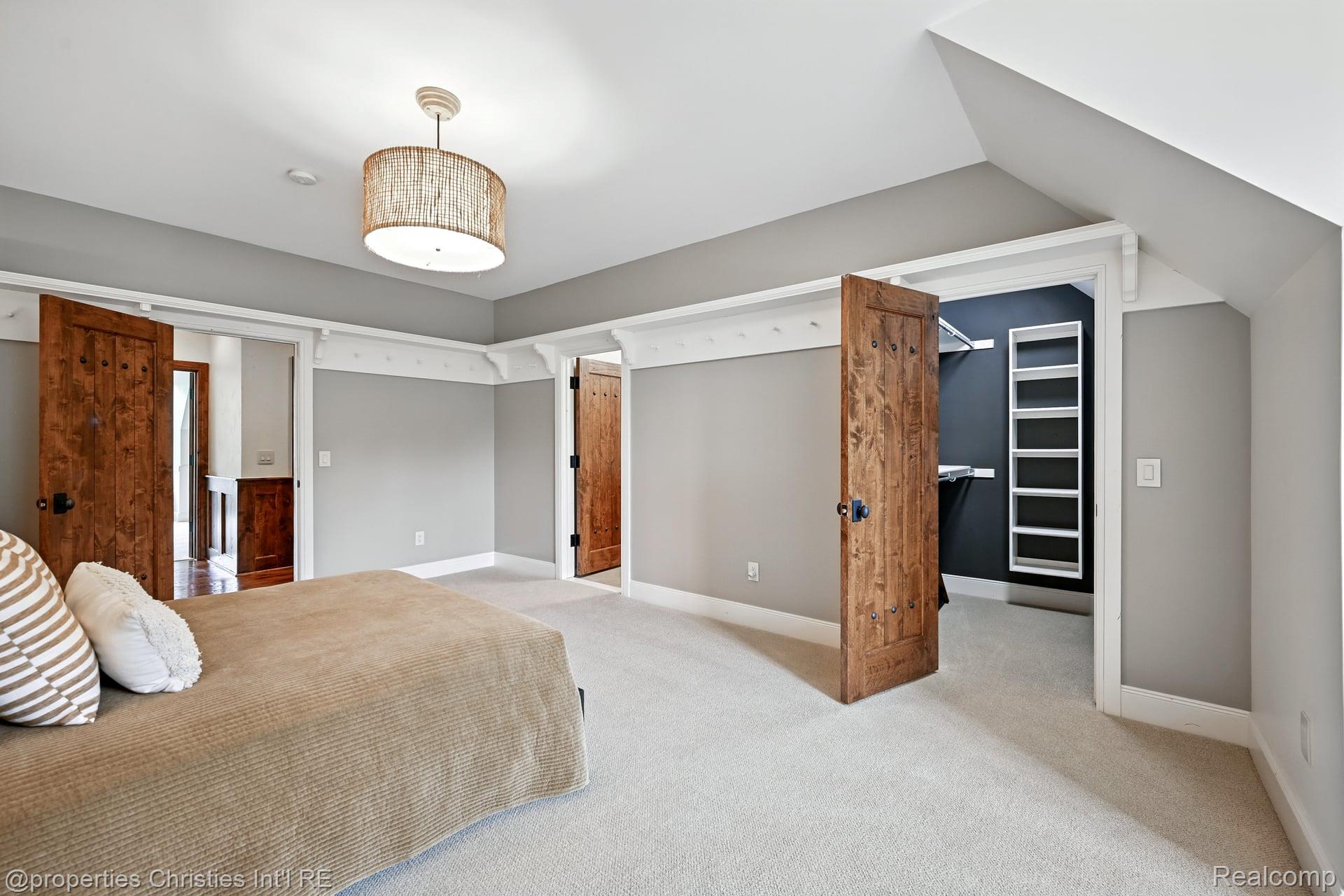 47765 Bellagio Drive