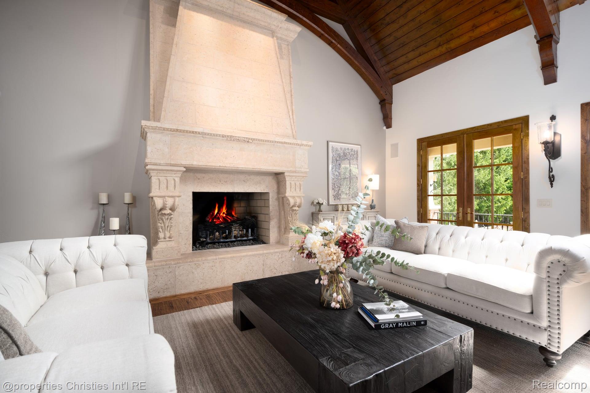 47765 Bellagio Drive