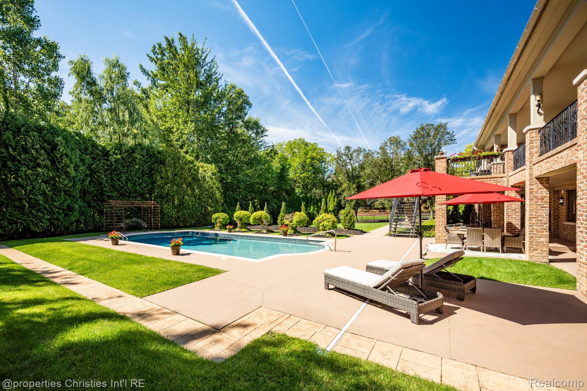 47765 Bellagio Drive