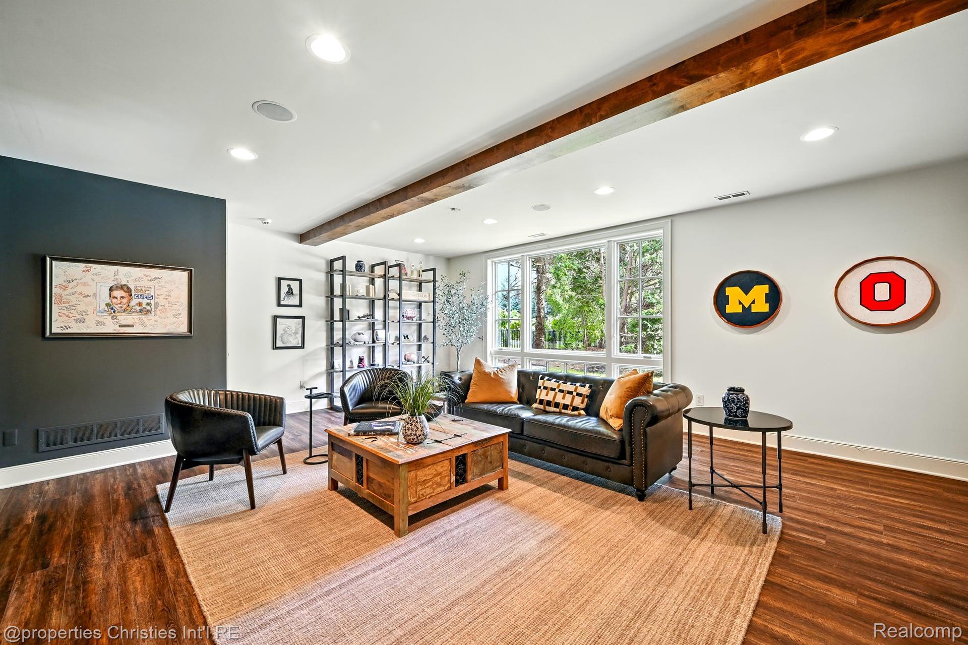 47765 Bellagio Drive