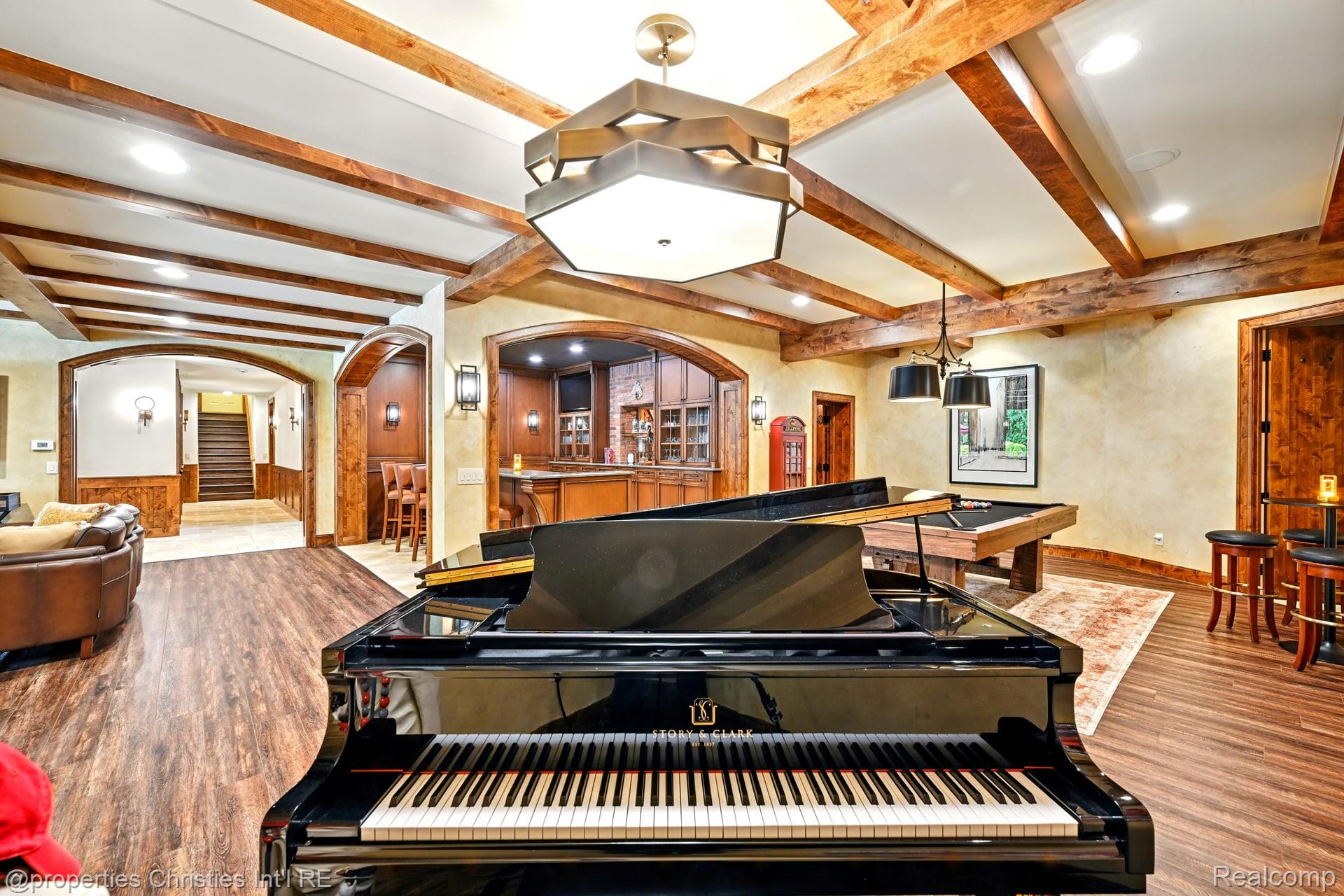 47765 Bellagio Drive