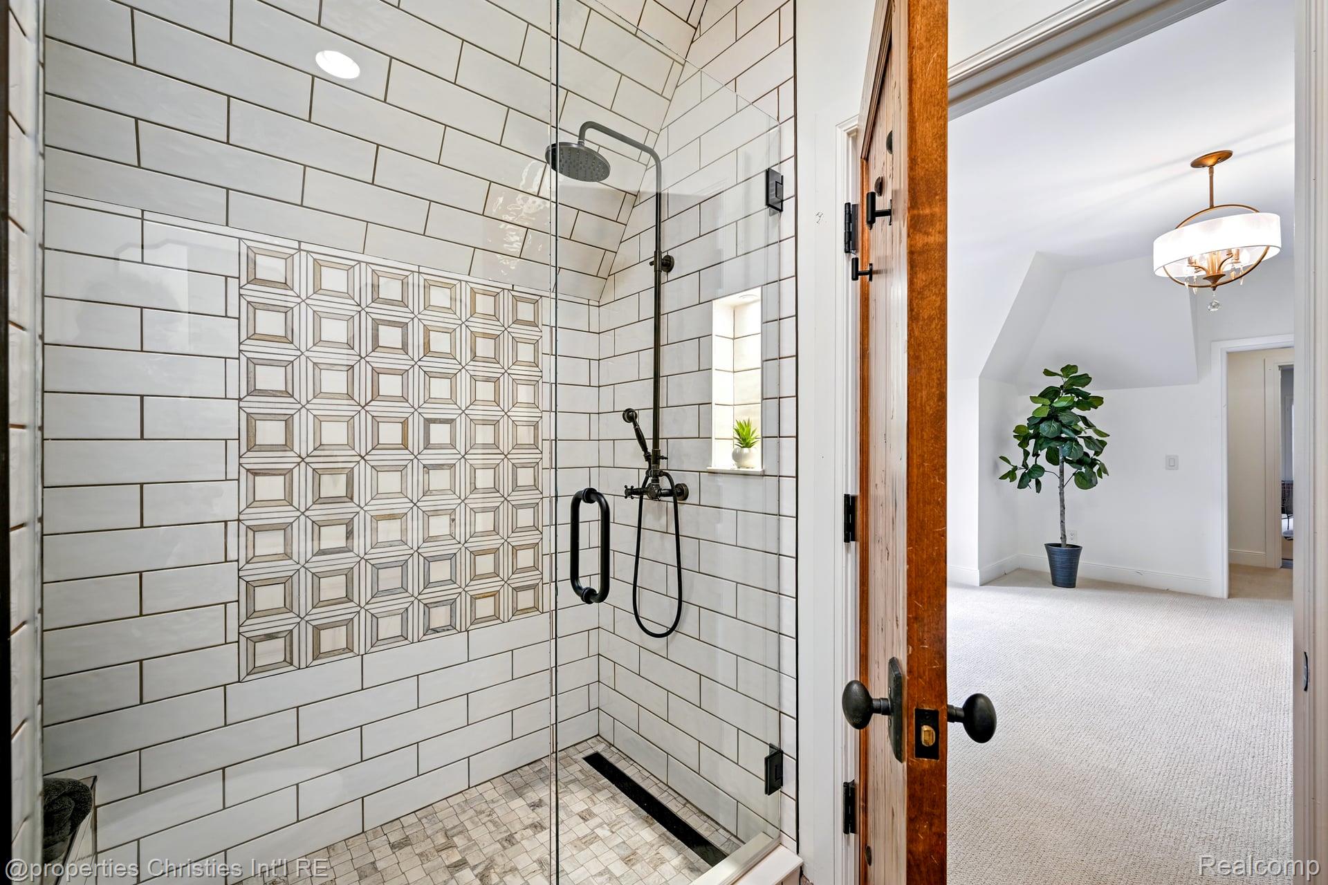 47765 Bellagio Drive