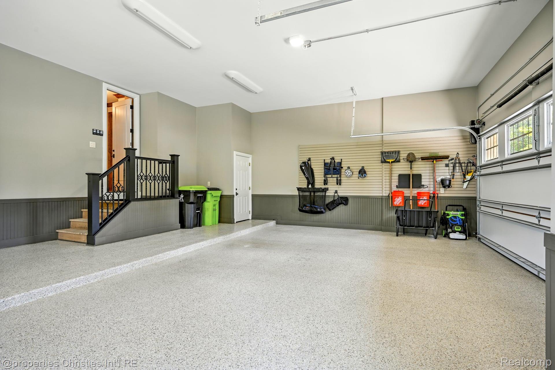 47765 Bellagio Drive