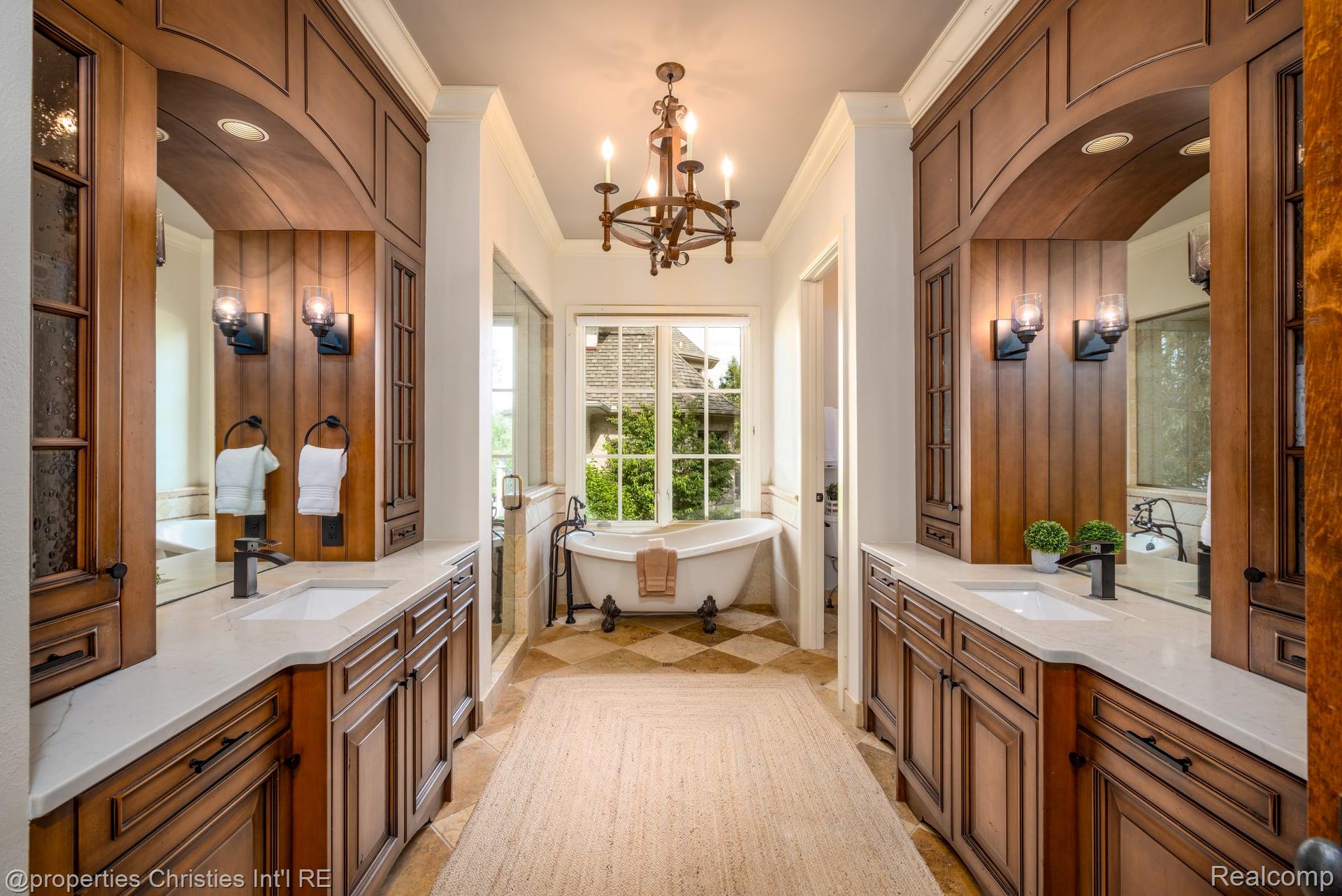 47765 Bellagio Drive