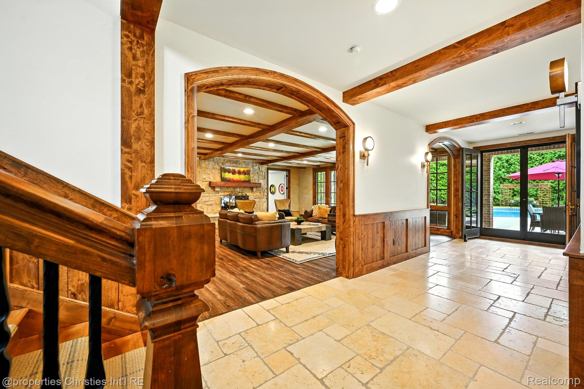 47765 Bellagio Drive