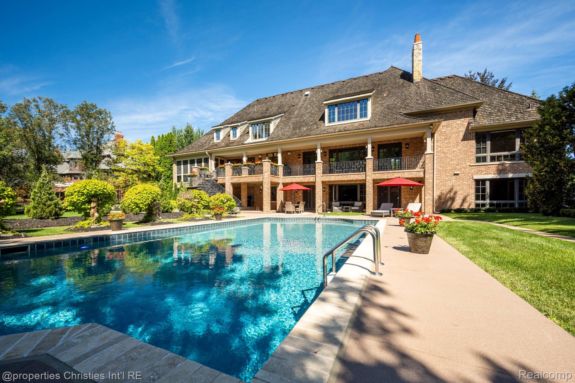 47765 Bellagio Drive