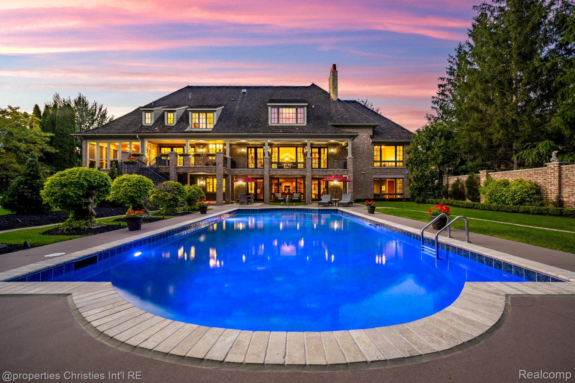 47765 Bellagio Drive