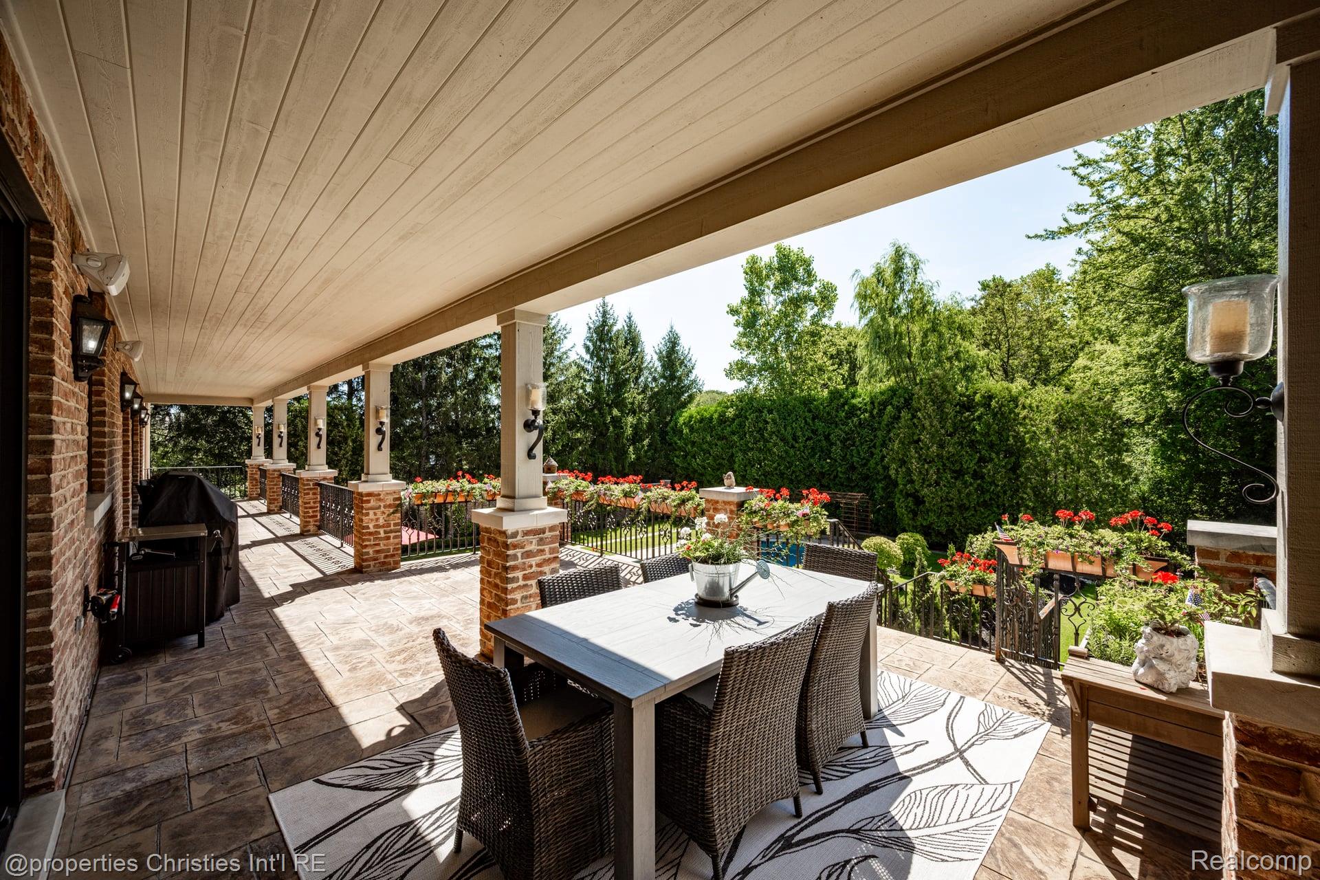 47765 Bellagio Drive