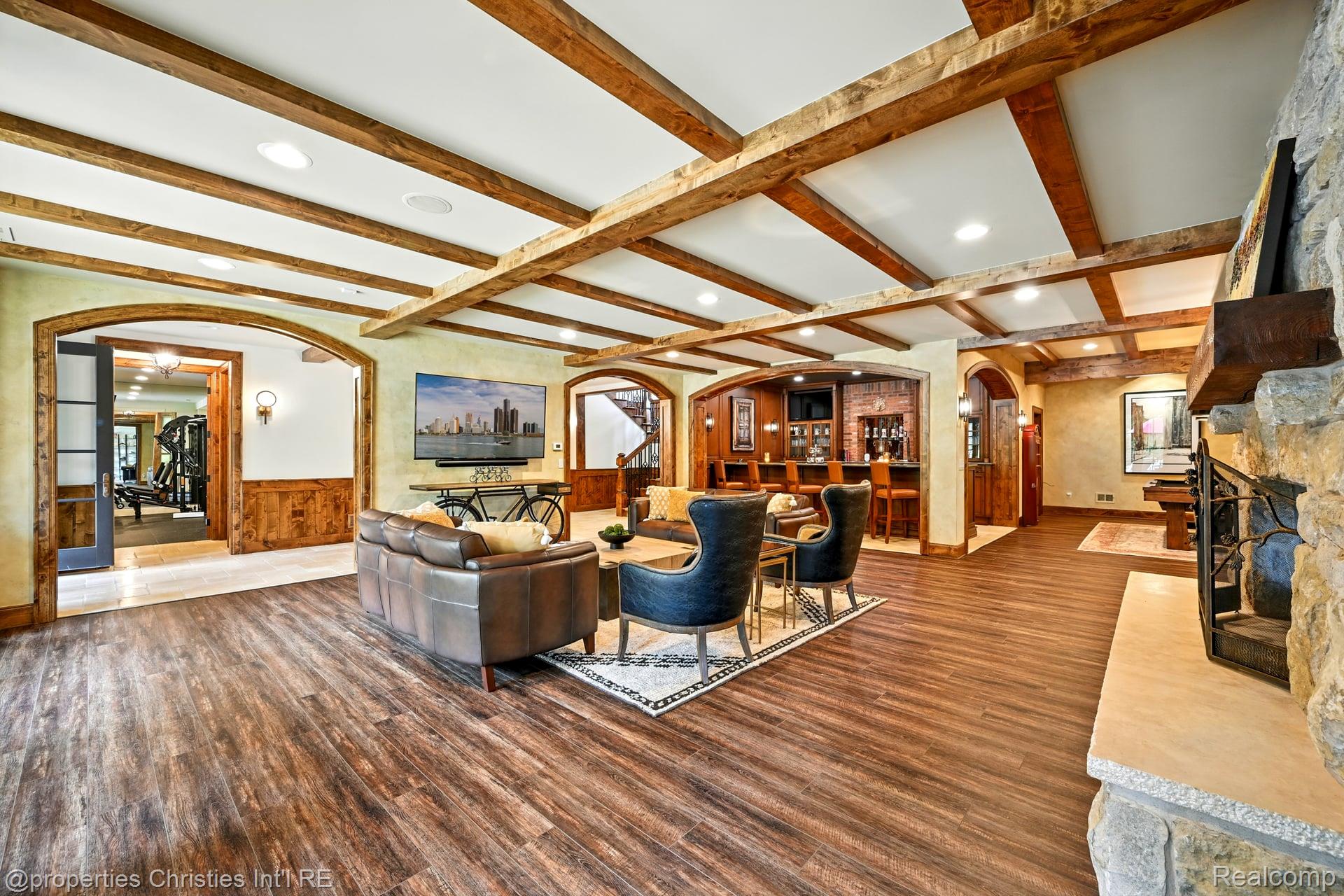 47765 Bellagio Drive