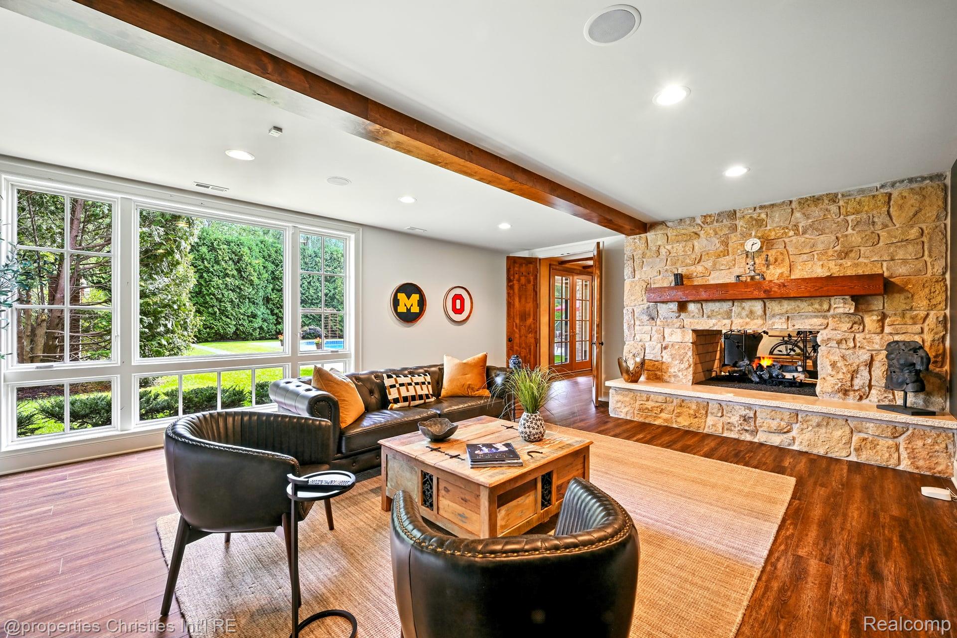 47765 Bellagio Drive