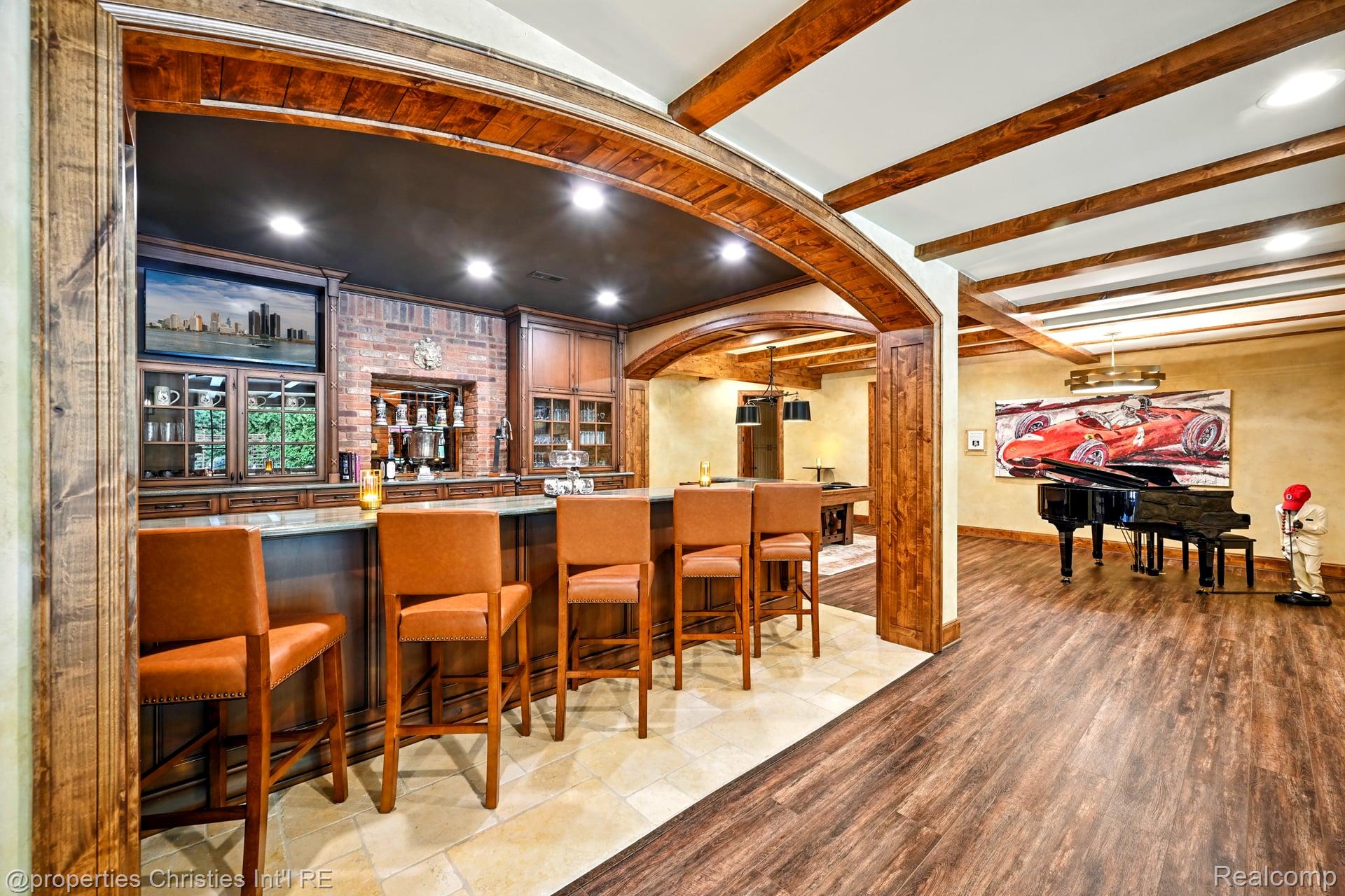 47765 Bellagio Drive