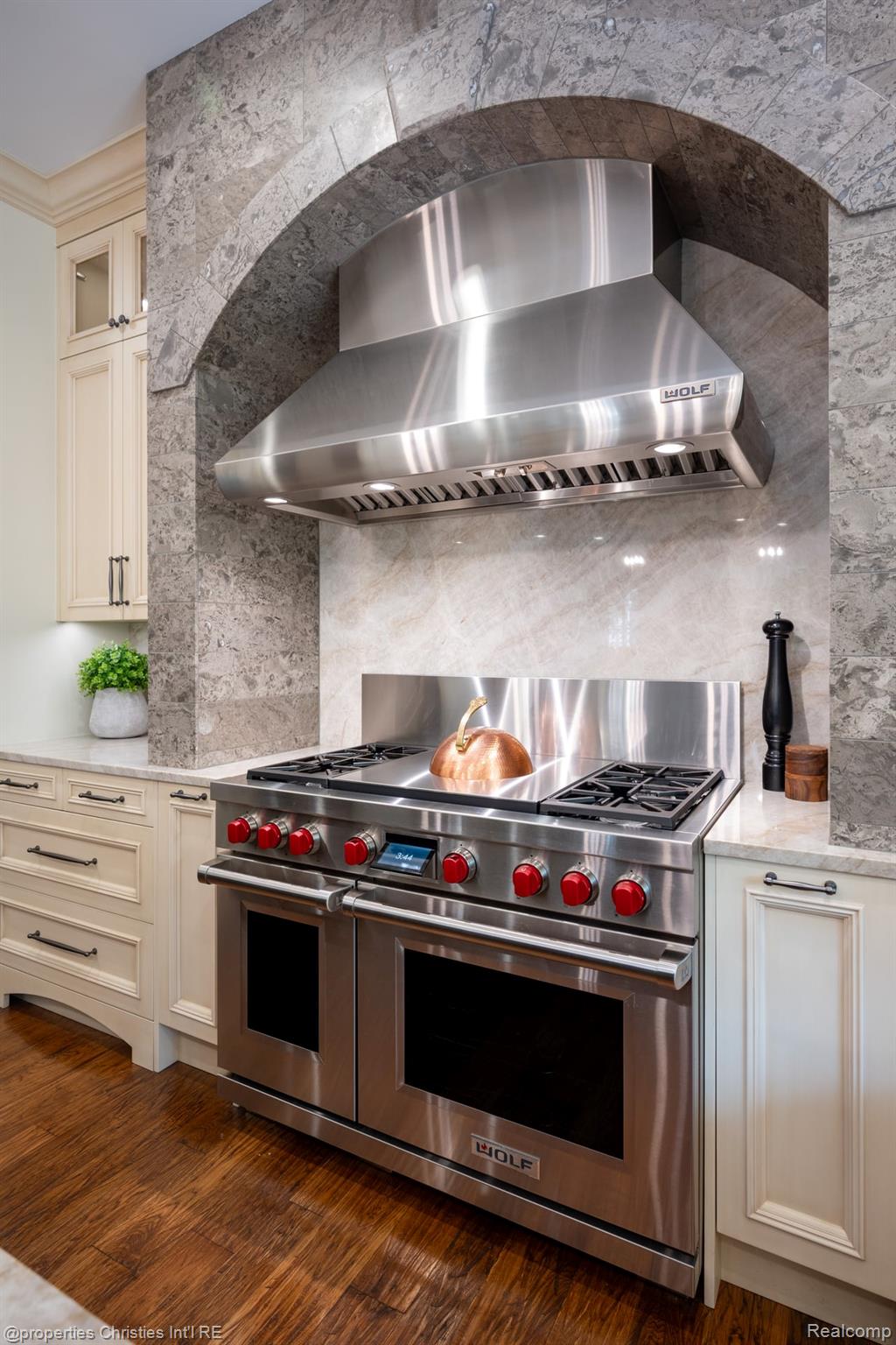 47765 Bellagio Drive