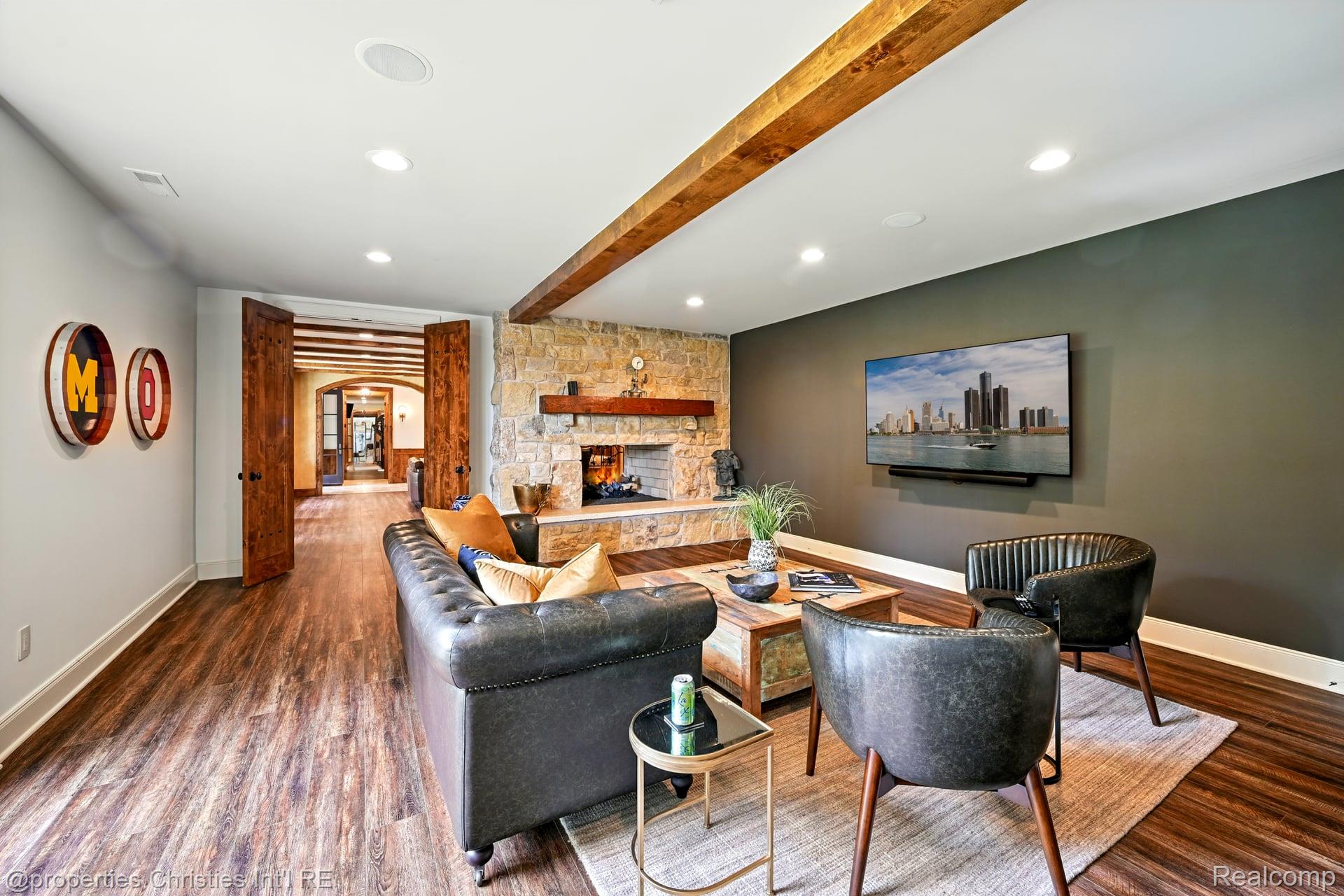 47765 Bellagio Drive